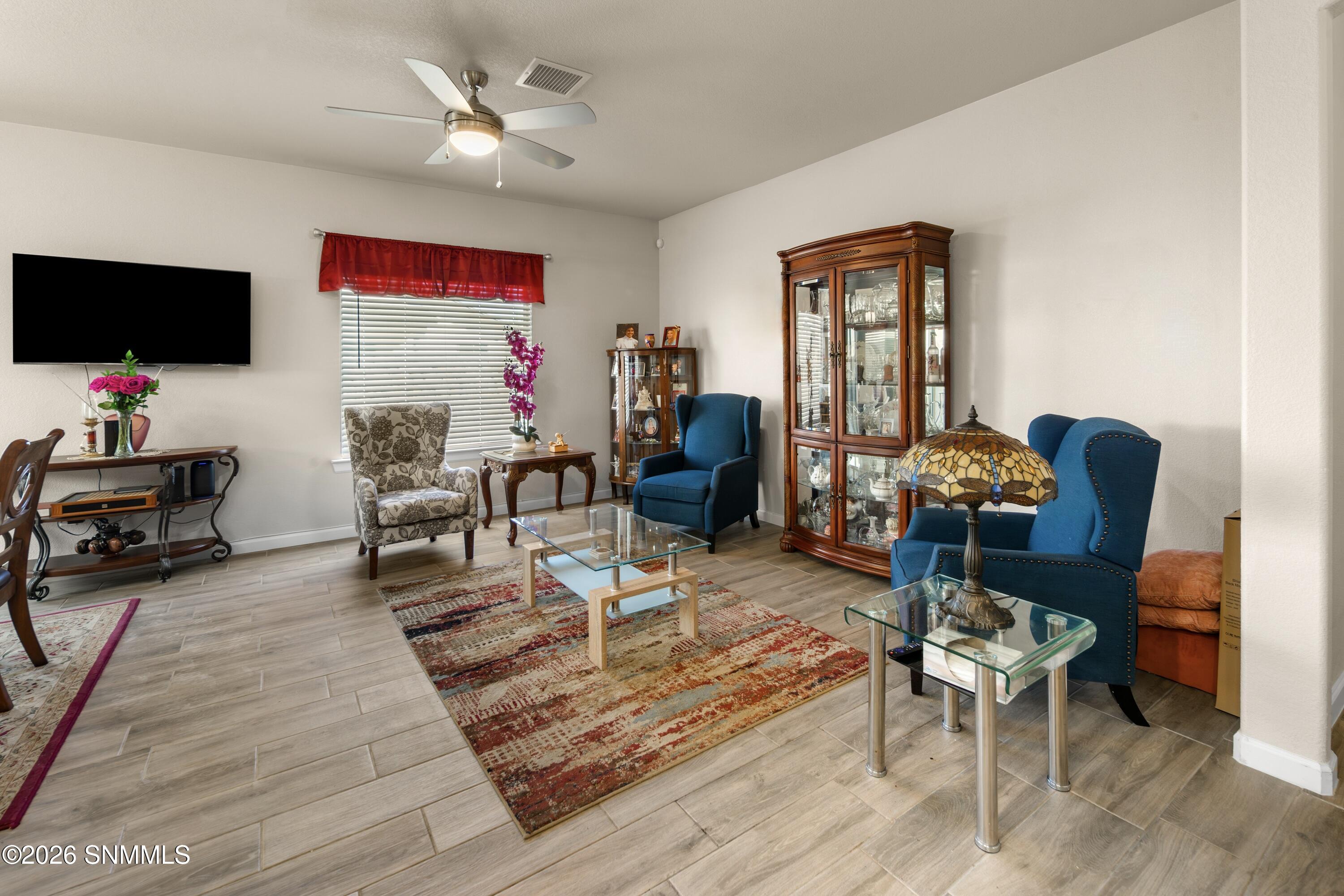 1117 Nickel Hill Ave.