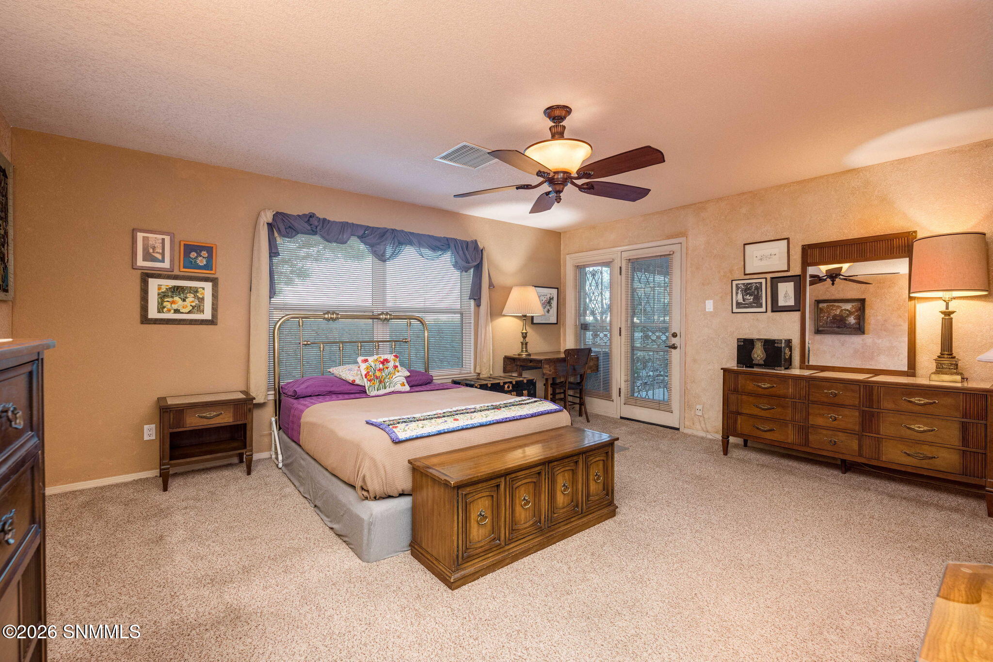 1 2444 Eldorado Ct. Las Cruces NM Z Real