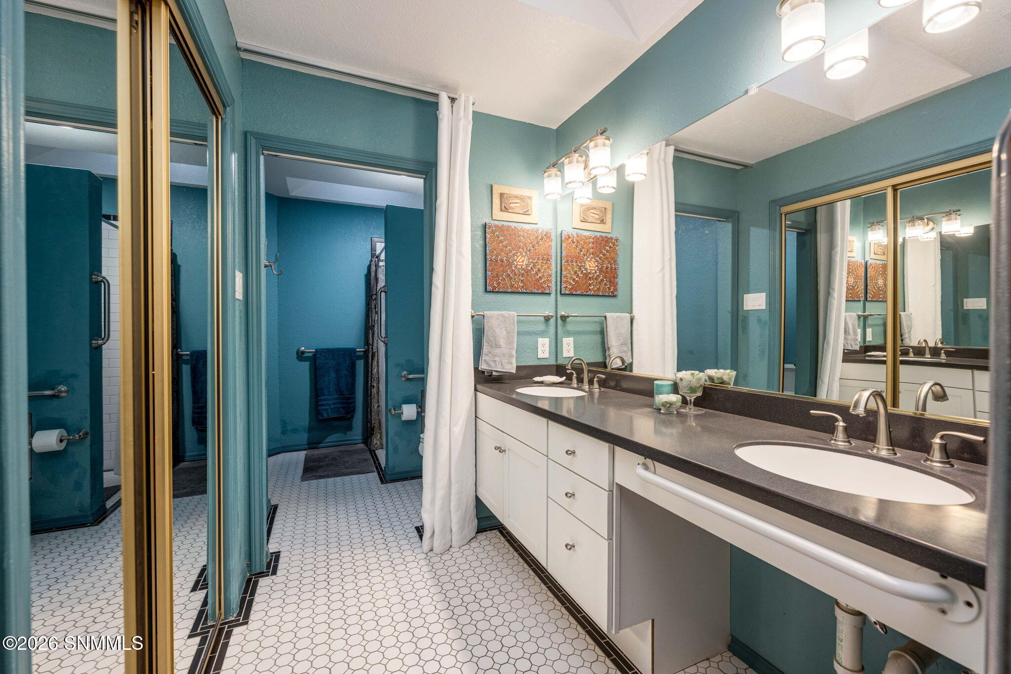 1 2444 Eldorado Ct. Las Cruces NM Z Real