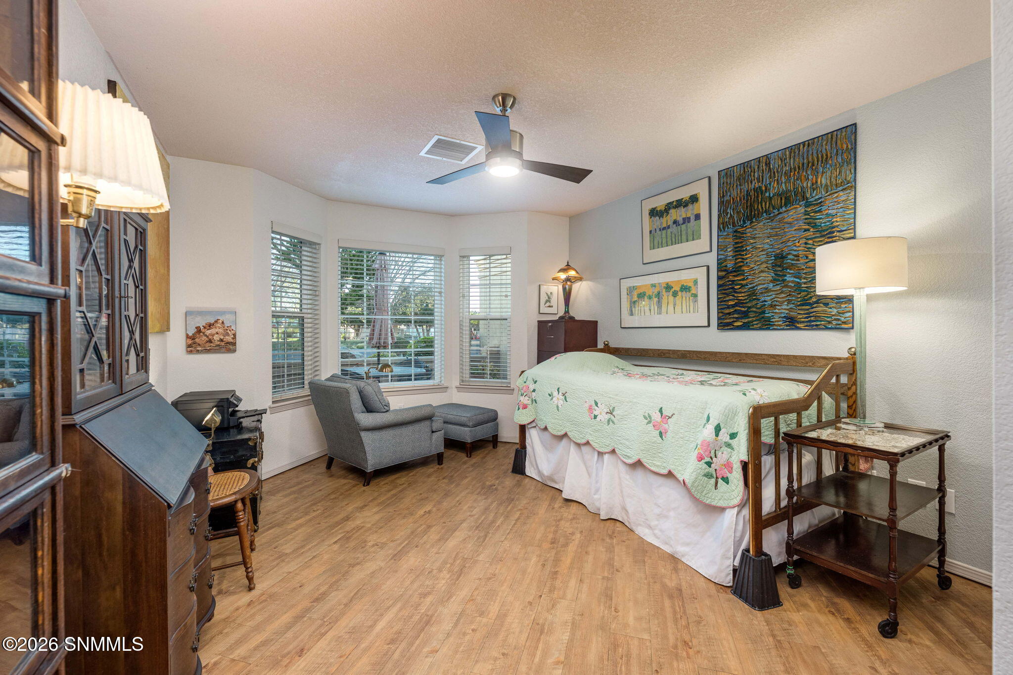 1 2444 Eldorado Ct. Las Cruces NM Z Real