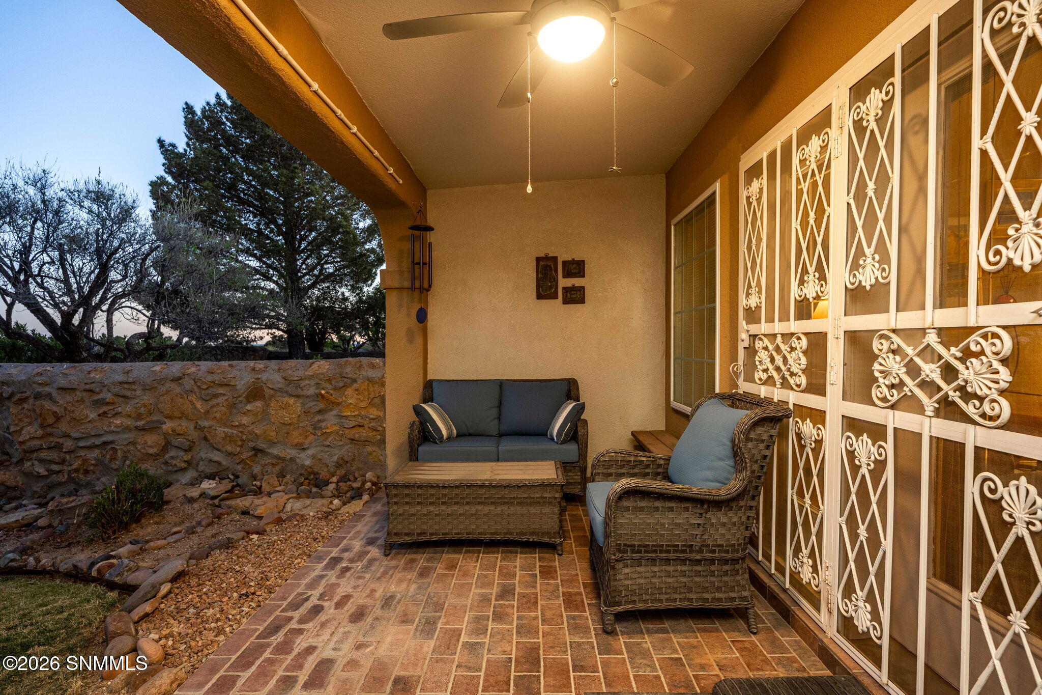 1 2444 Eldorado Ct. Las Cruces NM Z Real