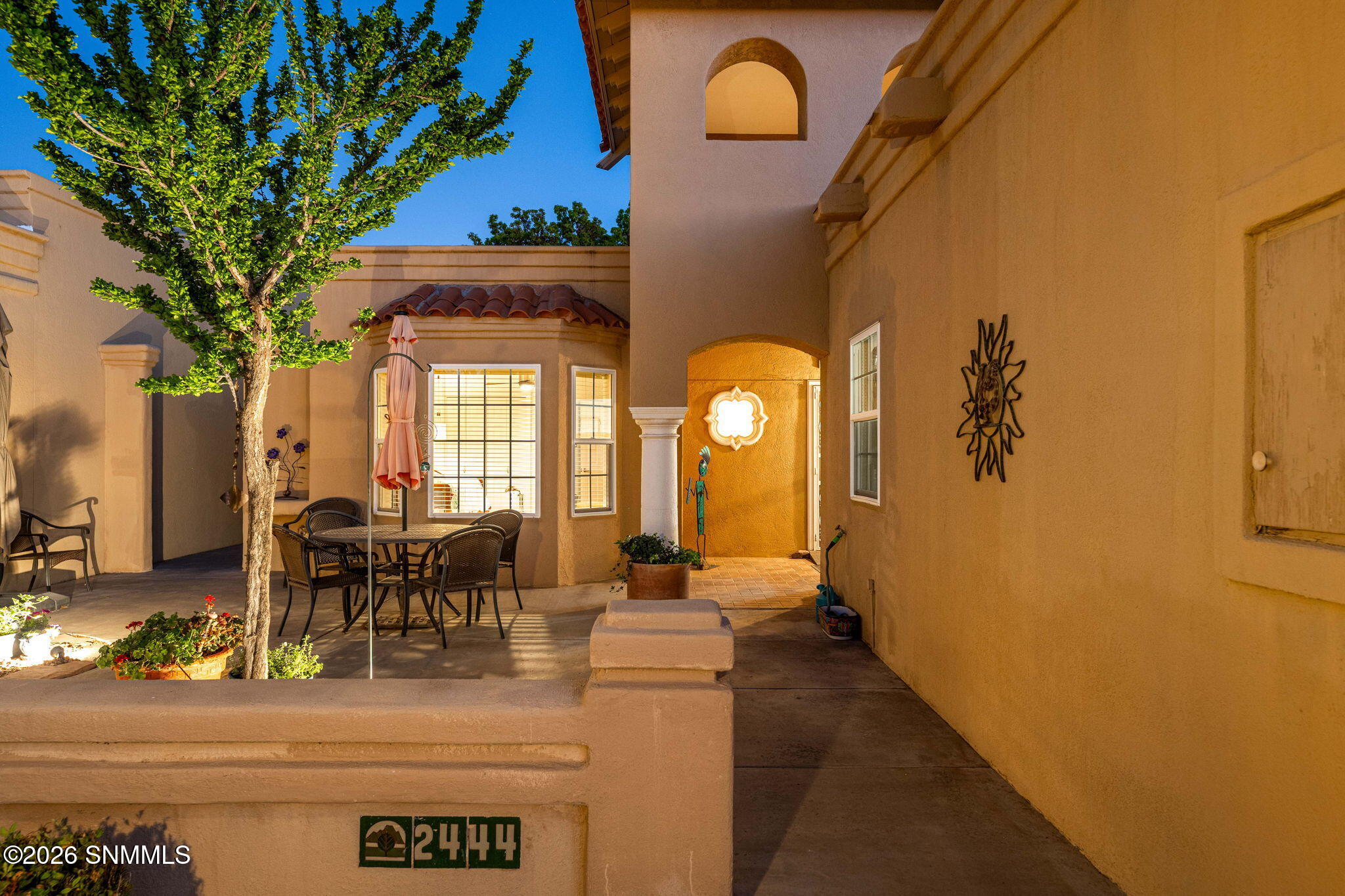 1 2444 Eldorado Ct. Las Cruces NM Z Real