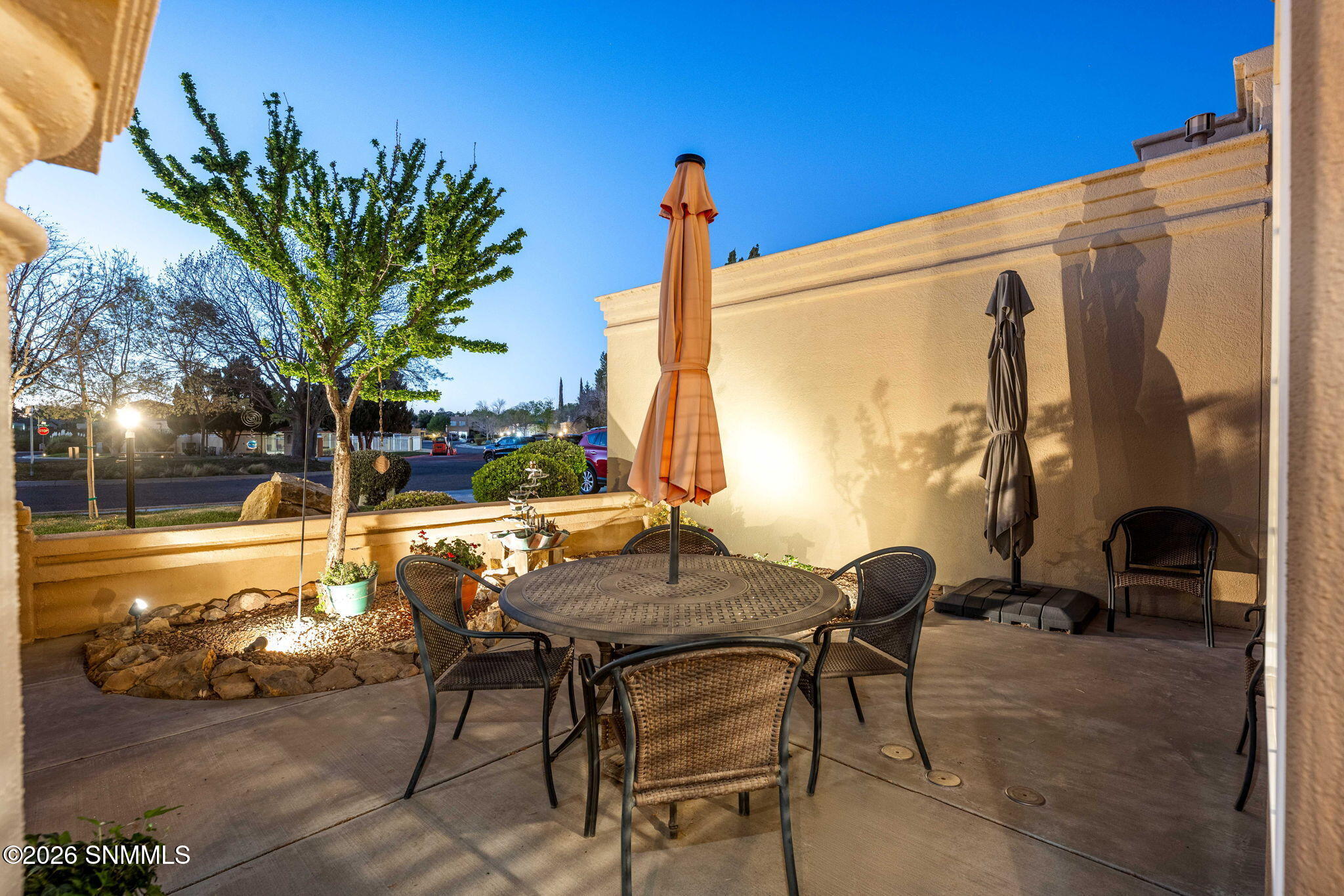 1 2444 Eldorado Ct. Las Cruces NM Z Real