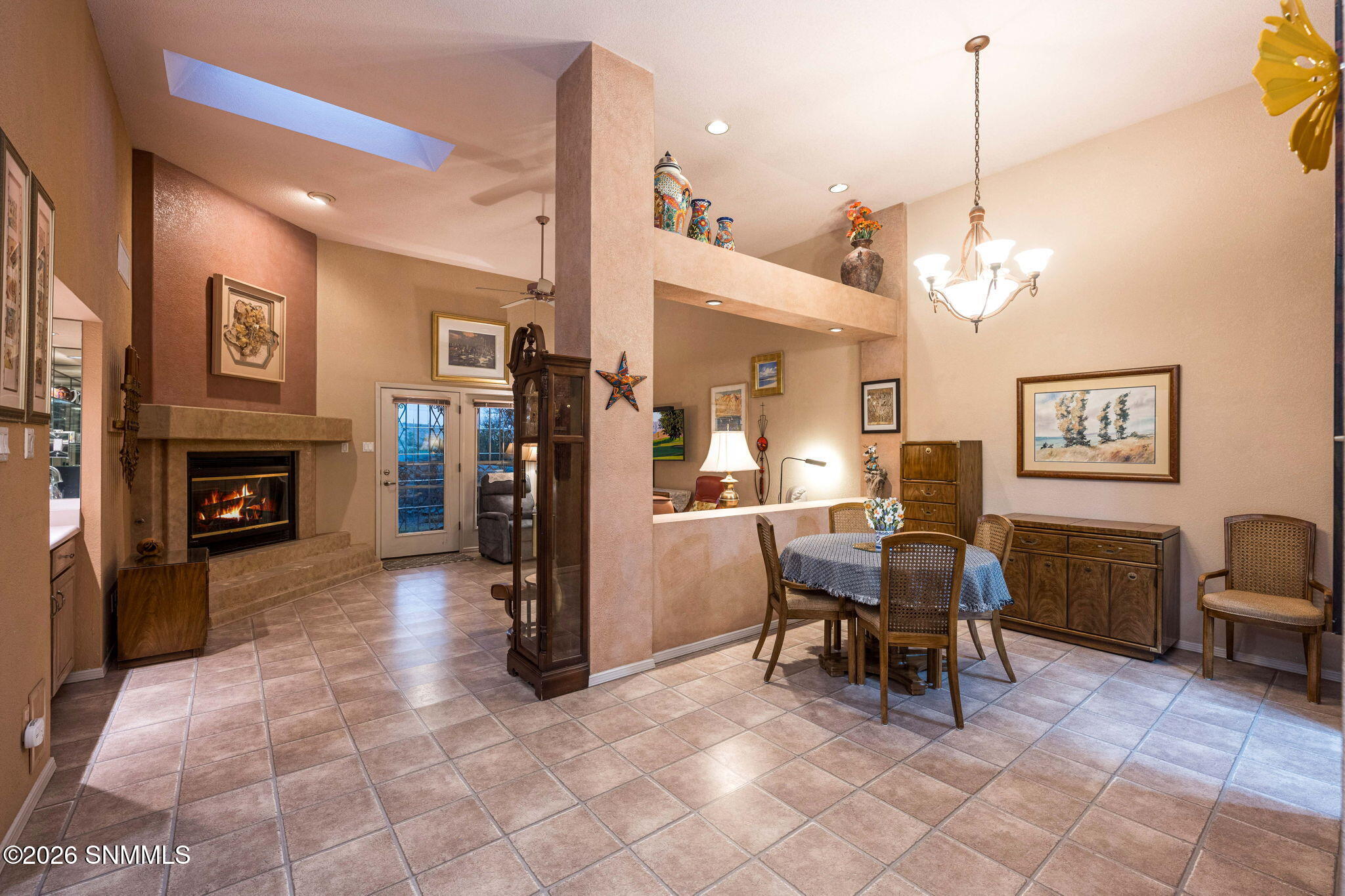 1 2444 Eldorado Ct. Las Cruces NM Z Real