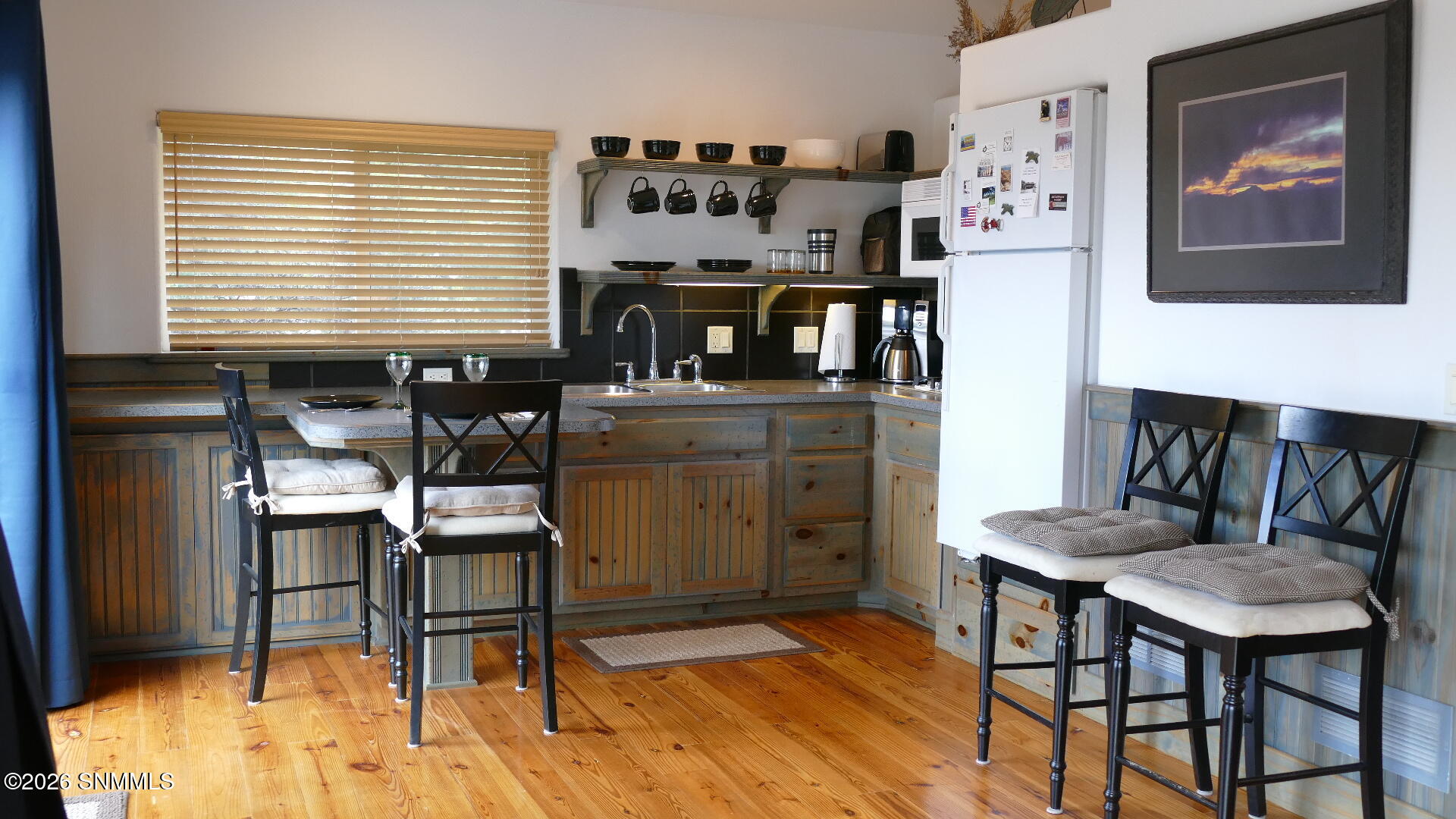 lindauer kitchen dining