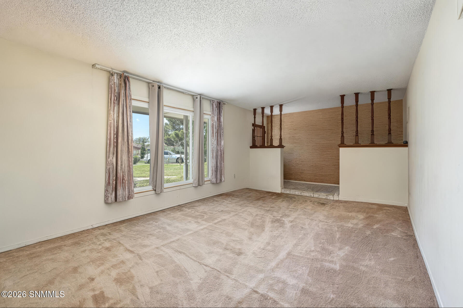 Furniture Removed - Entry Room 2