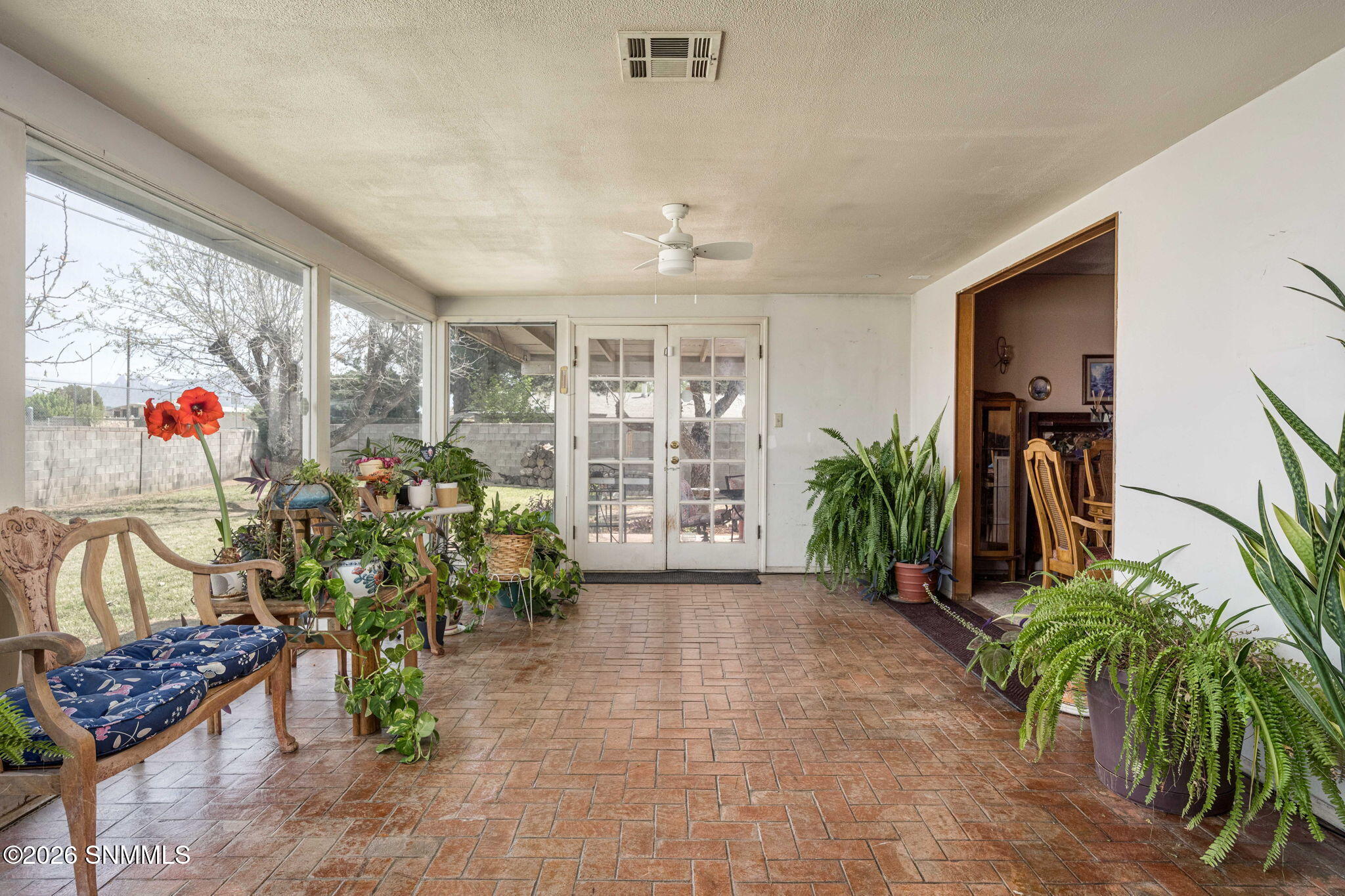 27-web-or-mls-Snappin Homes (Crescent198