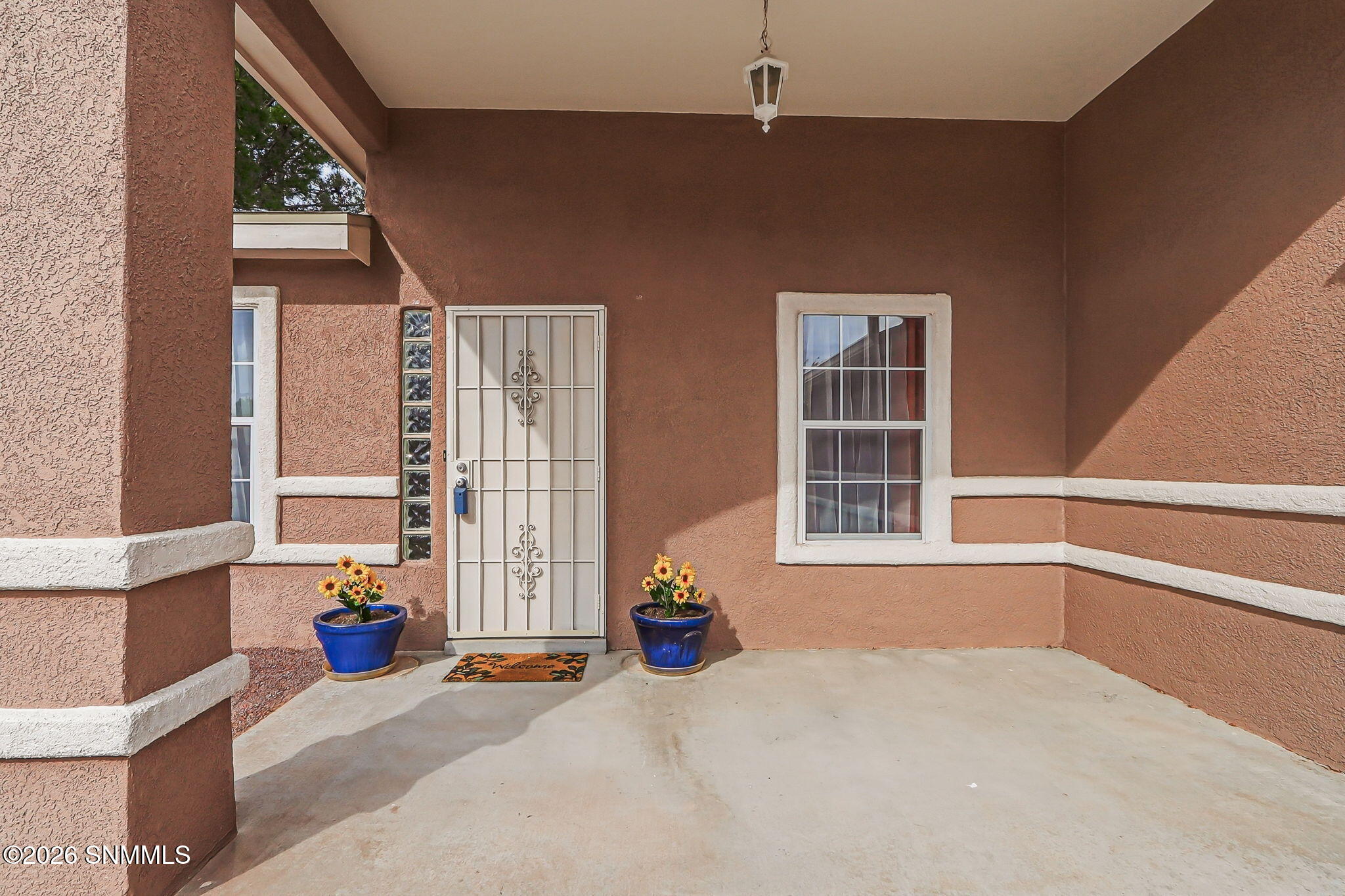 Large Front Porch w/ Mountain Views