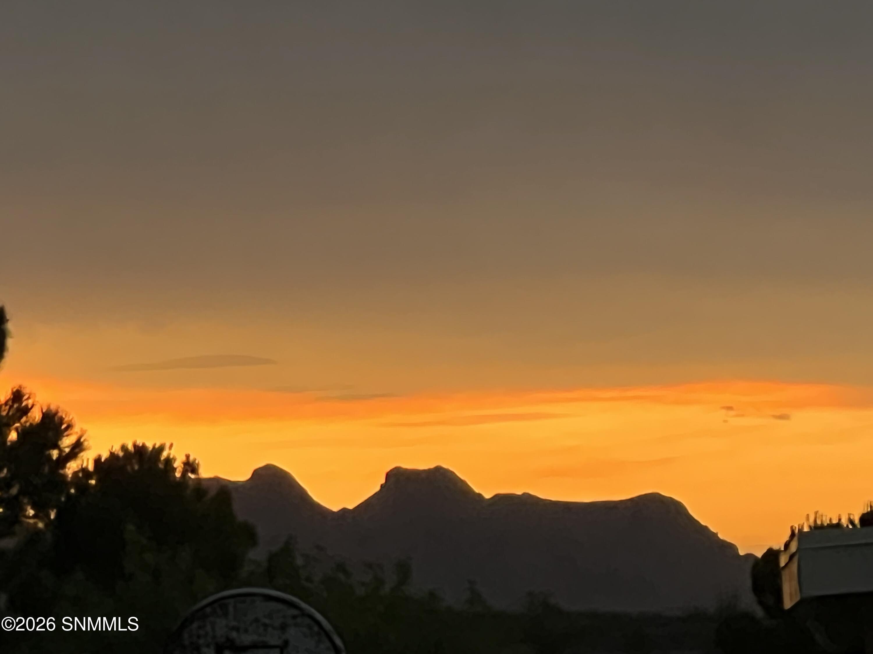 Dona Ana Mt Views from Backyard