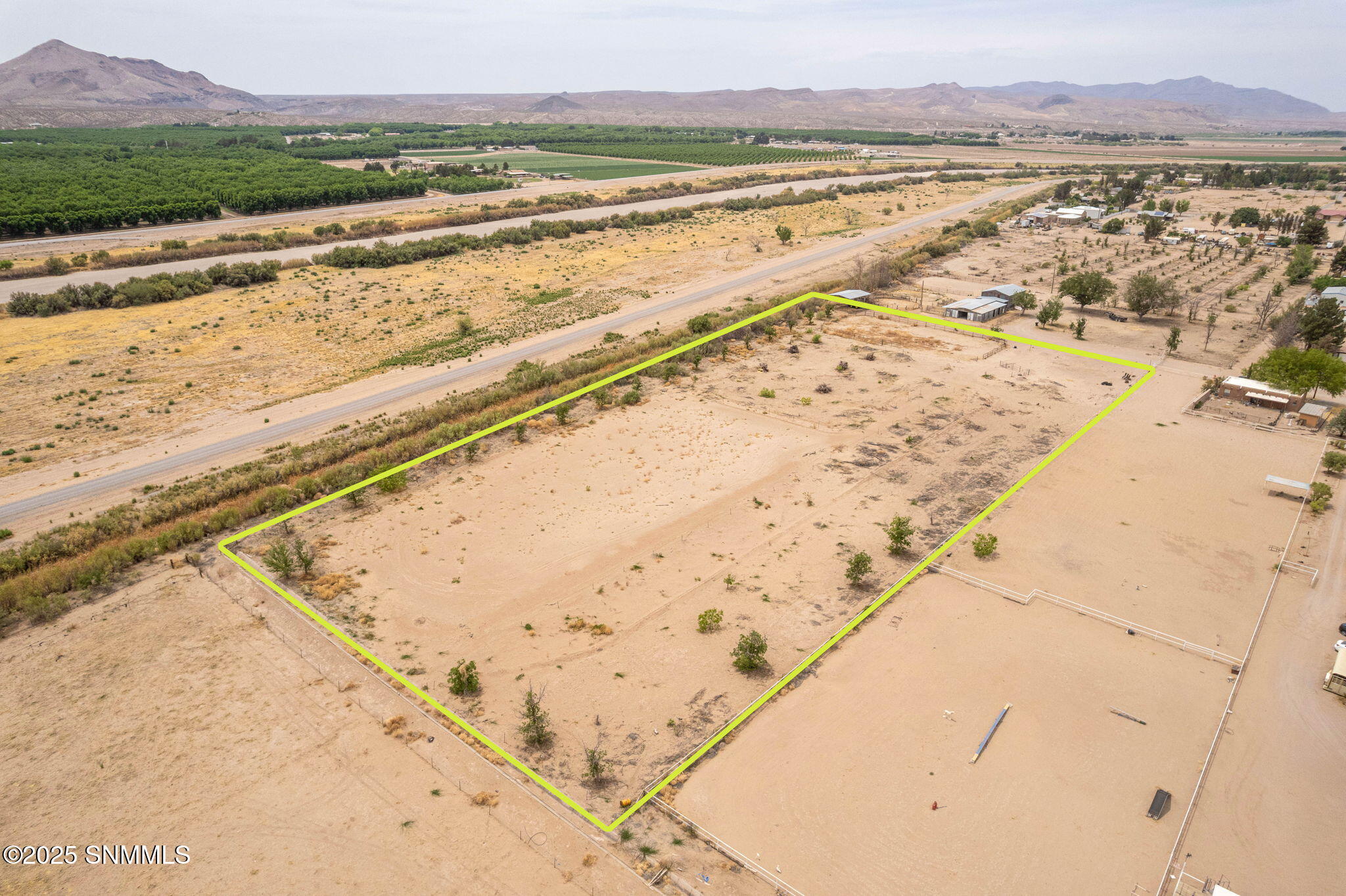 7-web-or-mls-Snappin Homes (WillowCreekR