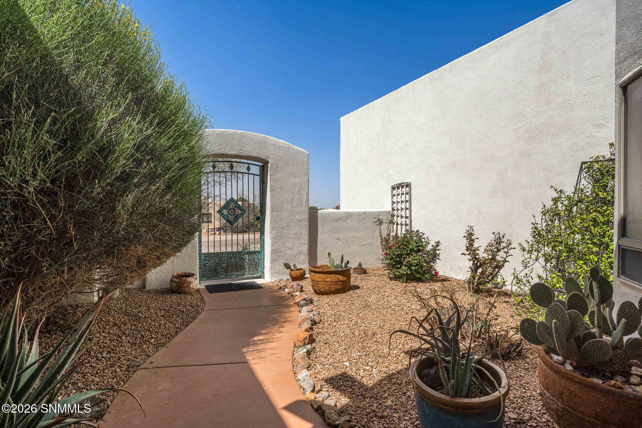 6-web-or-mls-Snappin Homes (Firethorn400