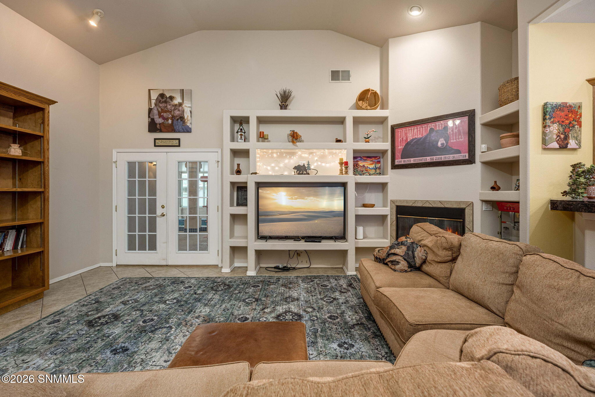 12-web-or-mls-Snappin Homes (WarmSprings