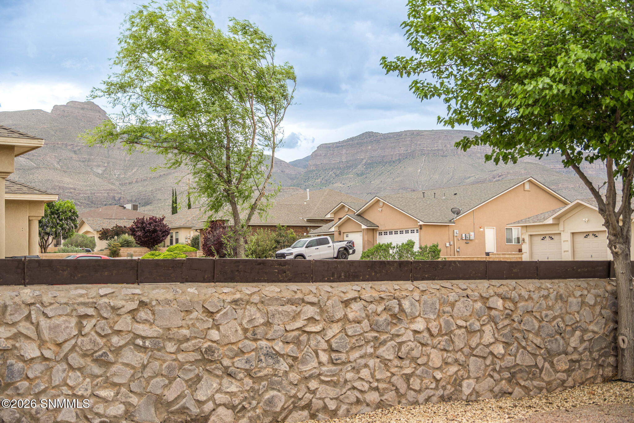 42-web-or-mls-Snappin Homes (Oakmont2639