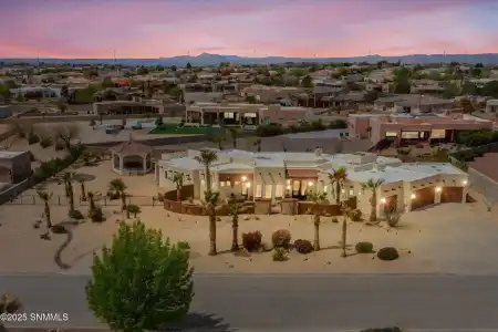 4321 Venetian Loop, Las Cruces, New Mexico 88011, 5 Bedrooms Bedrooms, ,4.5 BathroomsBathrooms,Residential,For Sale,Venetian,2601067