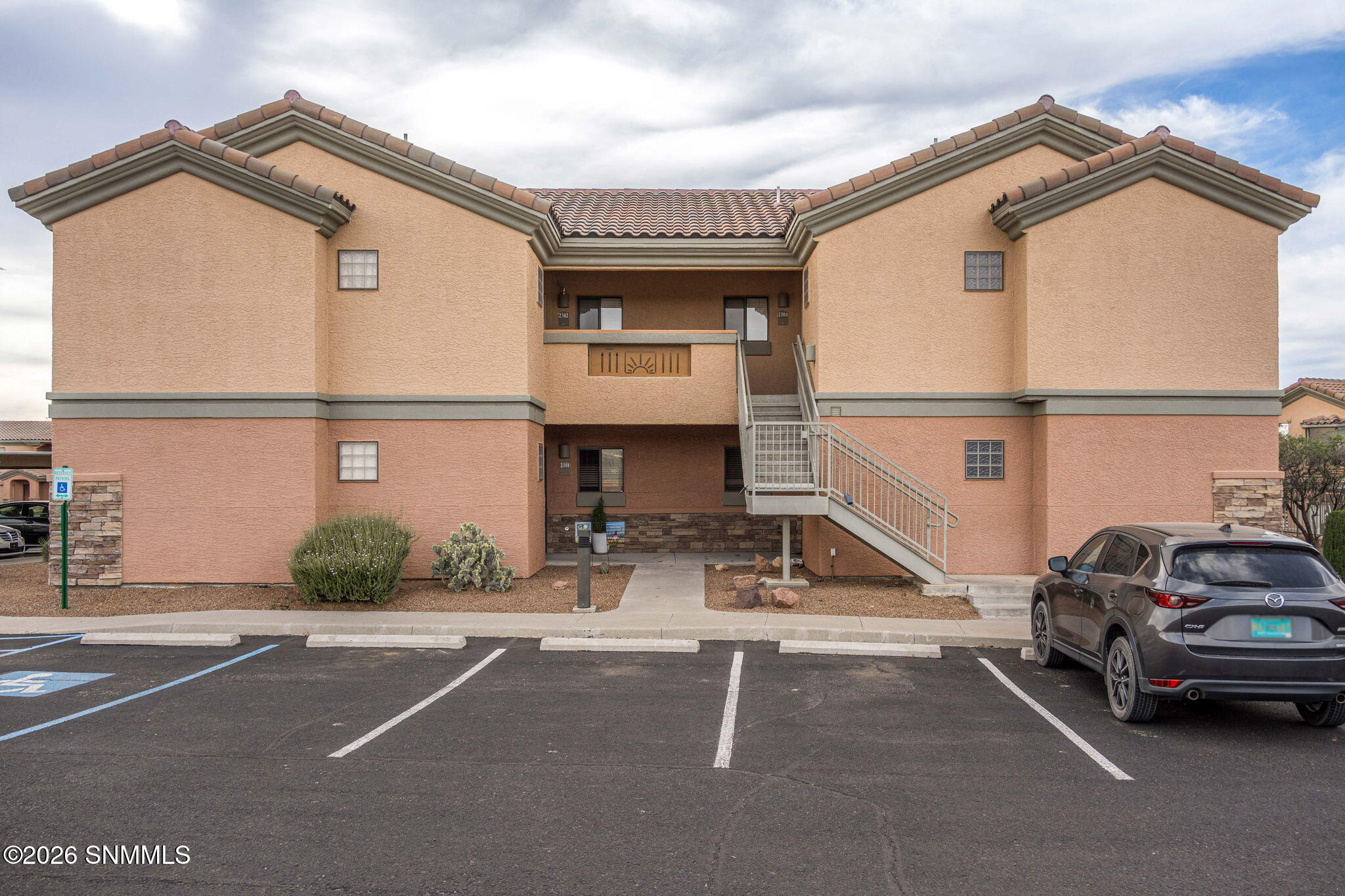 2-web-or-mls-Snappin Homes (Morningstar3