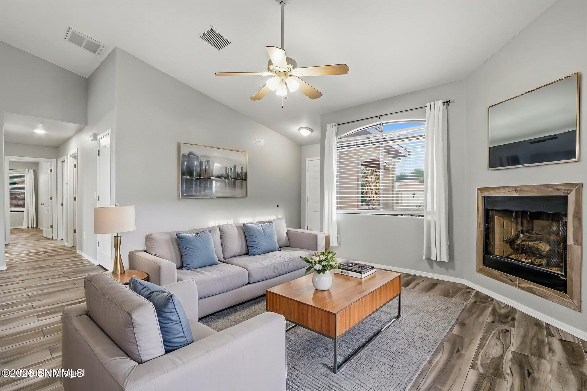 6-web-or-mls-IMG_5194 virtually staged