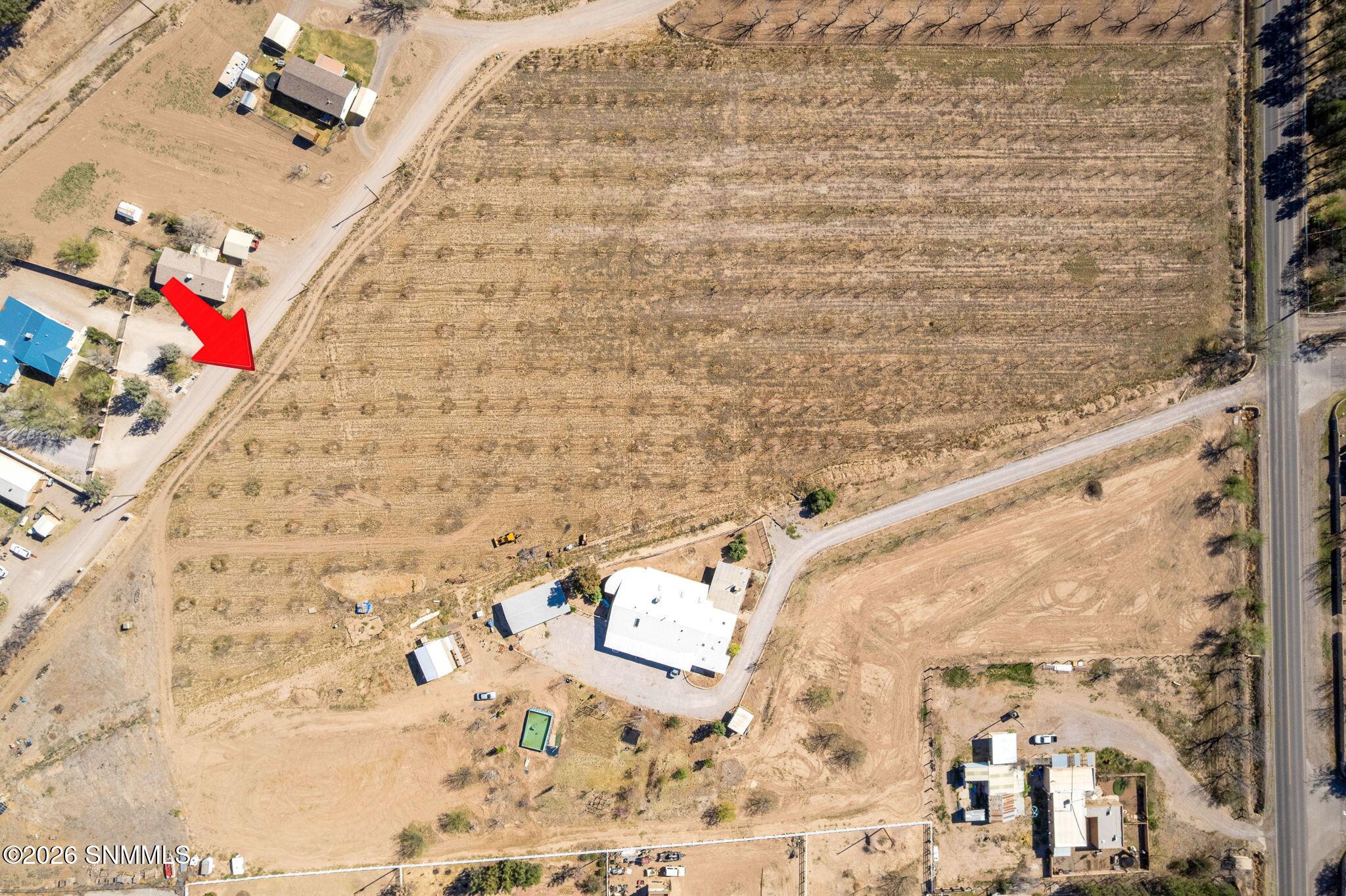 Red Arrow Lot 2 Photo