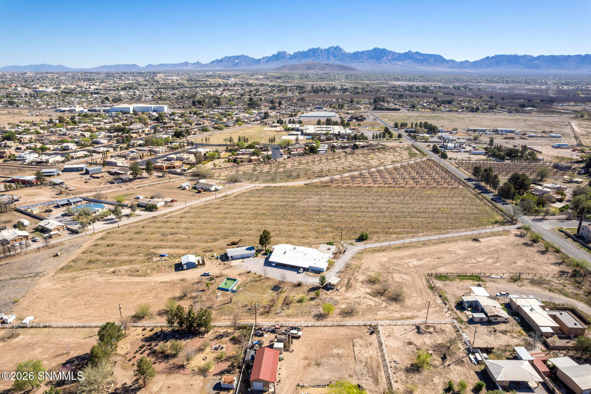 4-web-or-mls-Snappin Homes (Carver680)-4