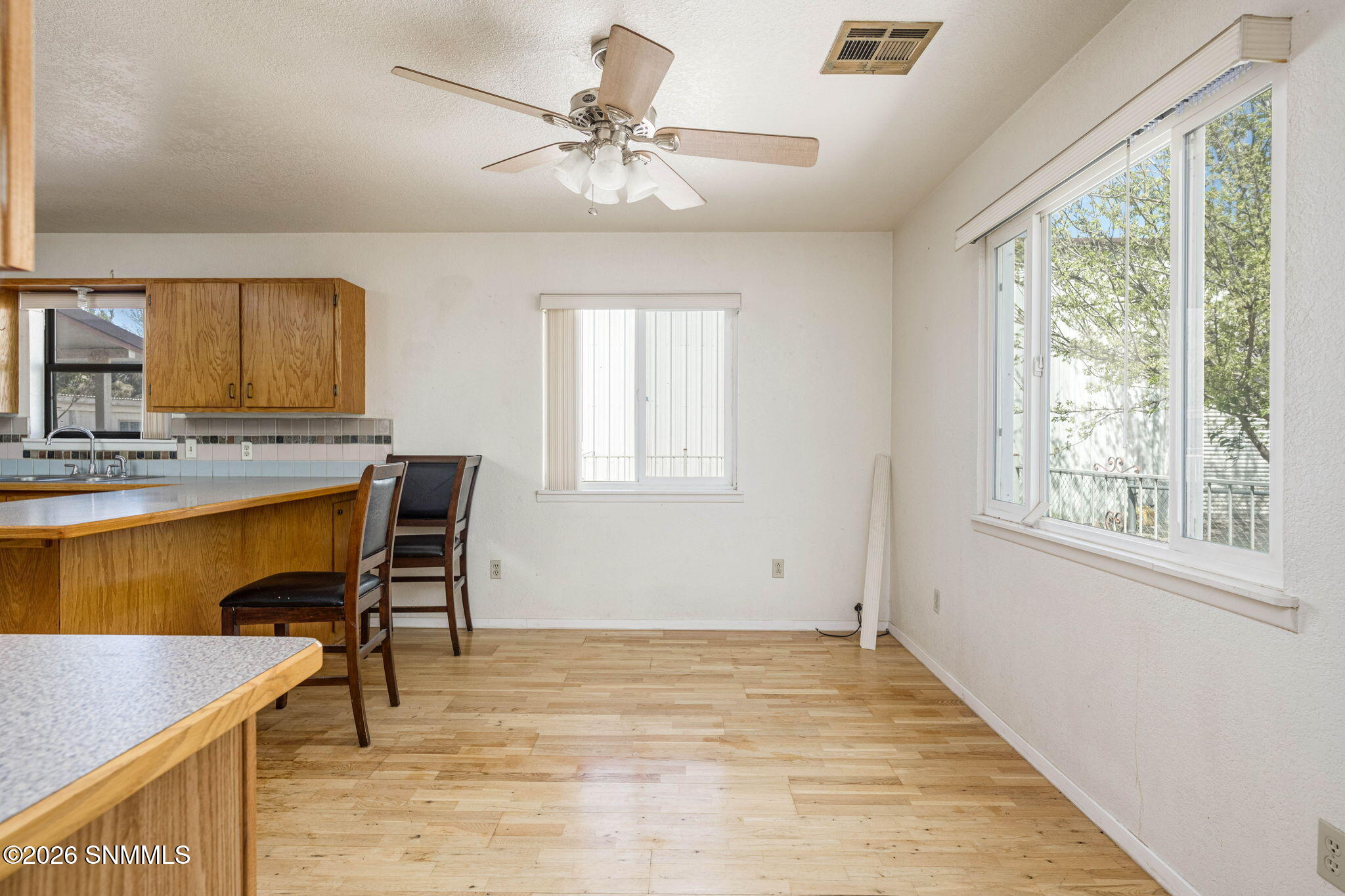 9-web-or-mls-Snappin Homes (Polvadera215