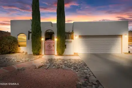 4865 Camino Dos Vidas, Las Cruces, New Mexico 88012, 4 Bedrooms Bedrooms, ,2 BathroomsBathrooms,Residential,For Sale,Camino Dos Vidas,2601091
