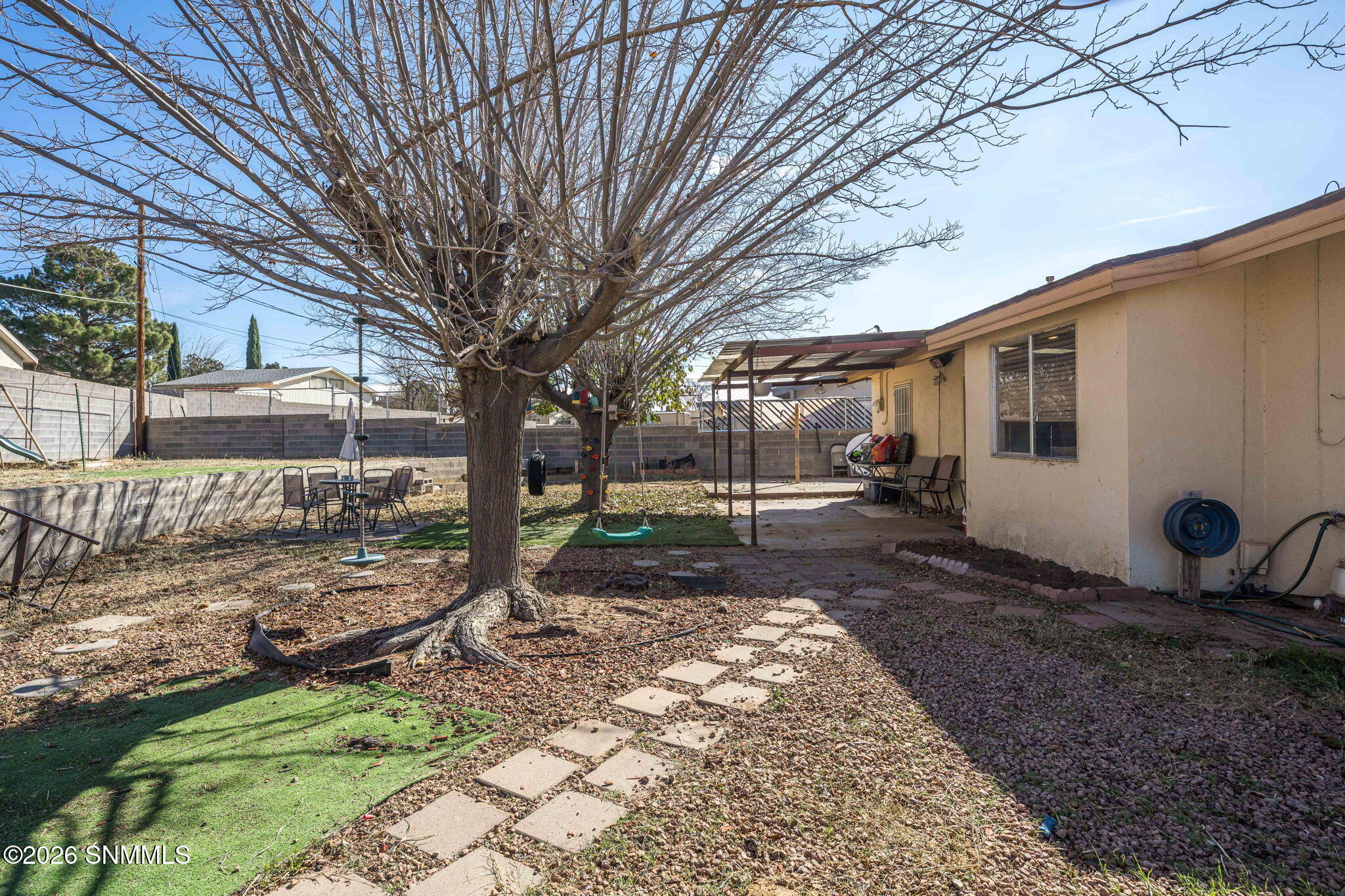 30-web-or-mls-Snappin Homes (Louise1921)