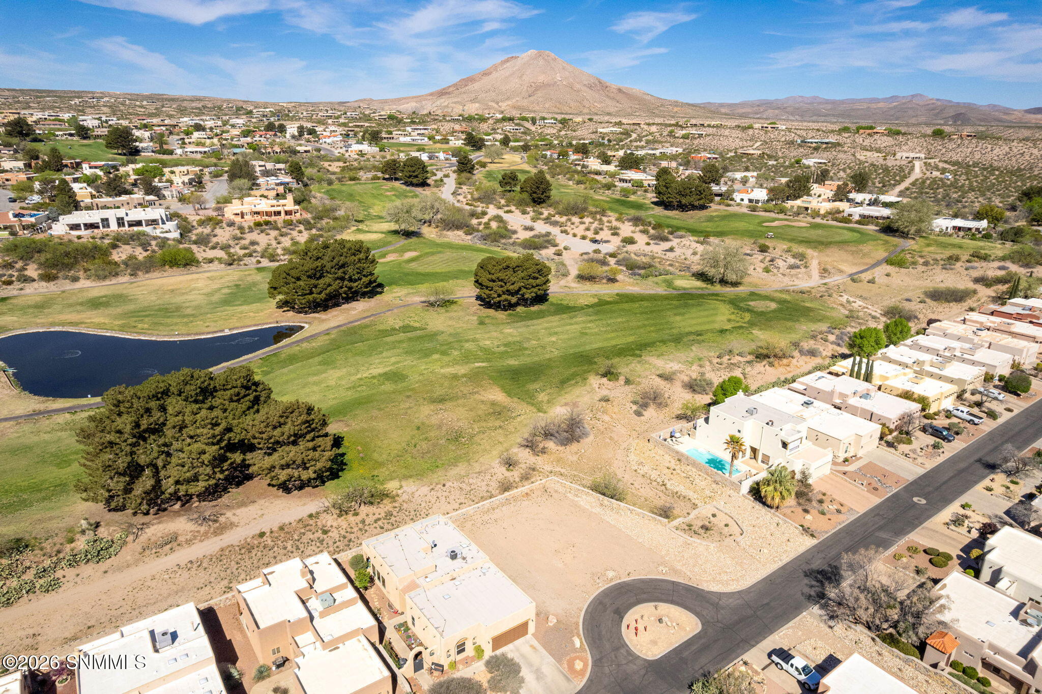 5-web-or-mls-Snappin Homes (FairwayVilla