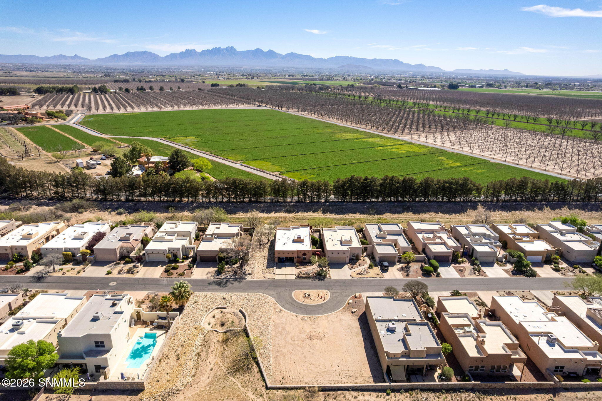 7-web-or-mls-Snappin Homes (FairwayVilla