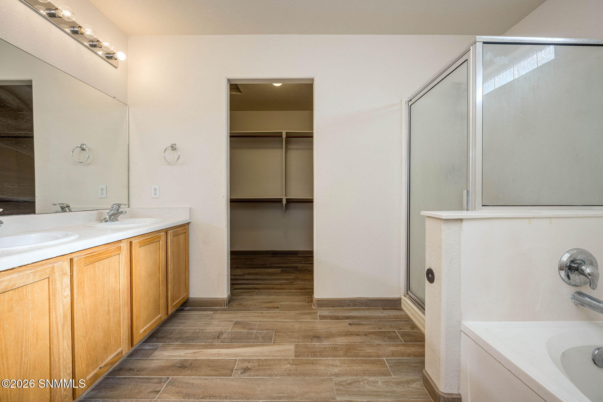 21-web-or-mls-Snappin Homes (CloudDance6