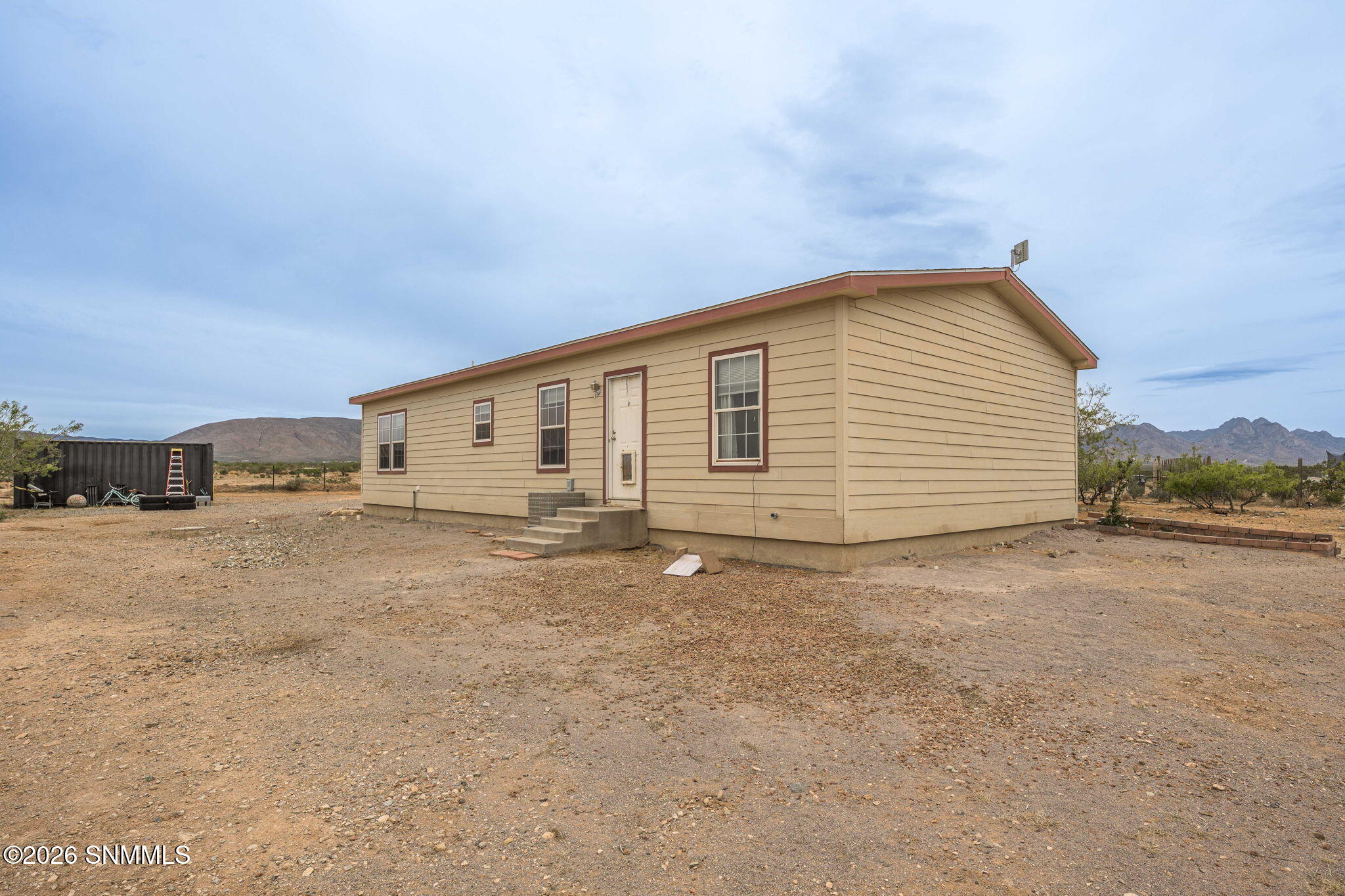 37-web-or-mls-Snappin Homes (Starview75)