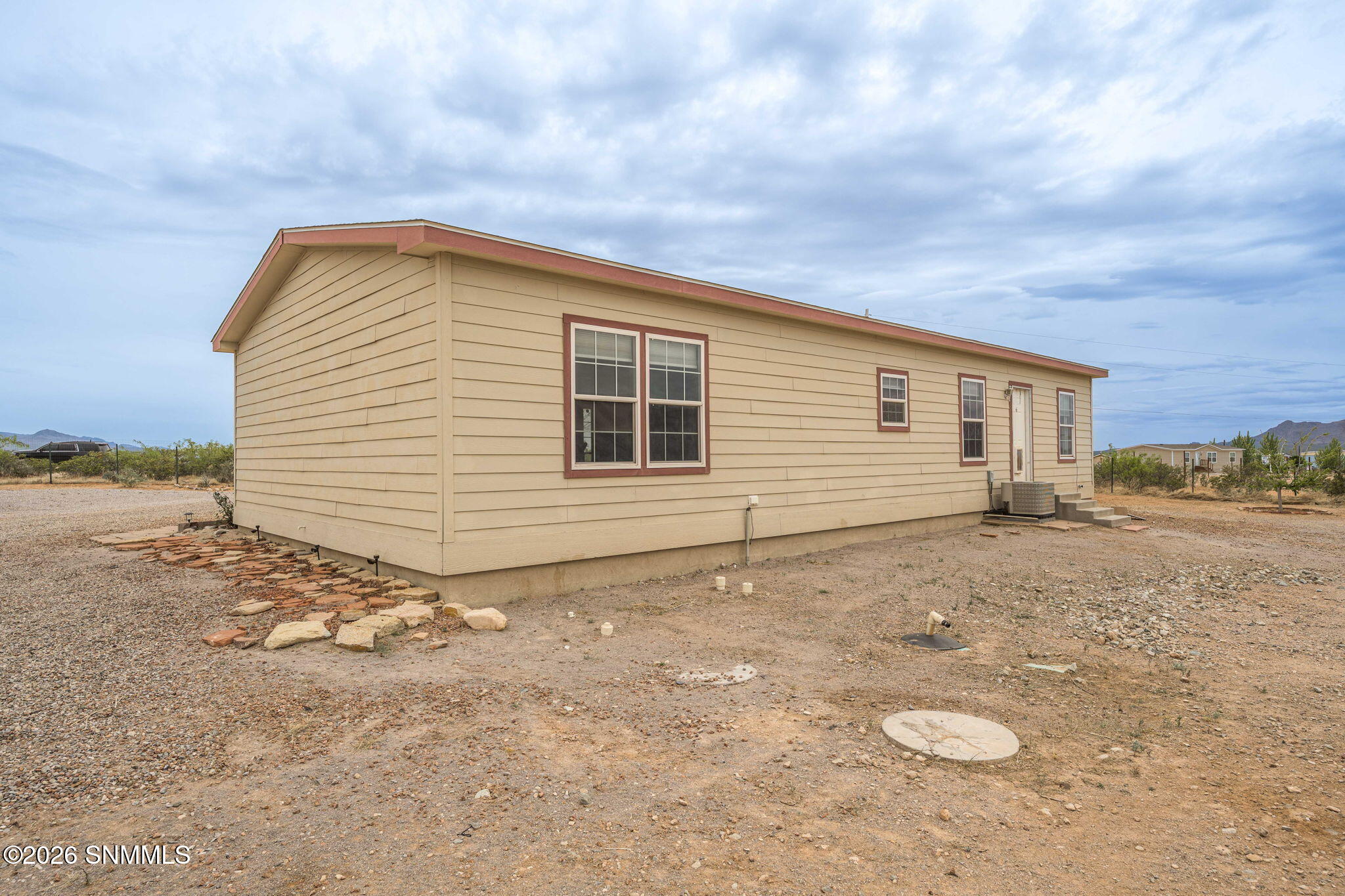 39-web-or-mls-Snappin Homes (Starview75)