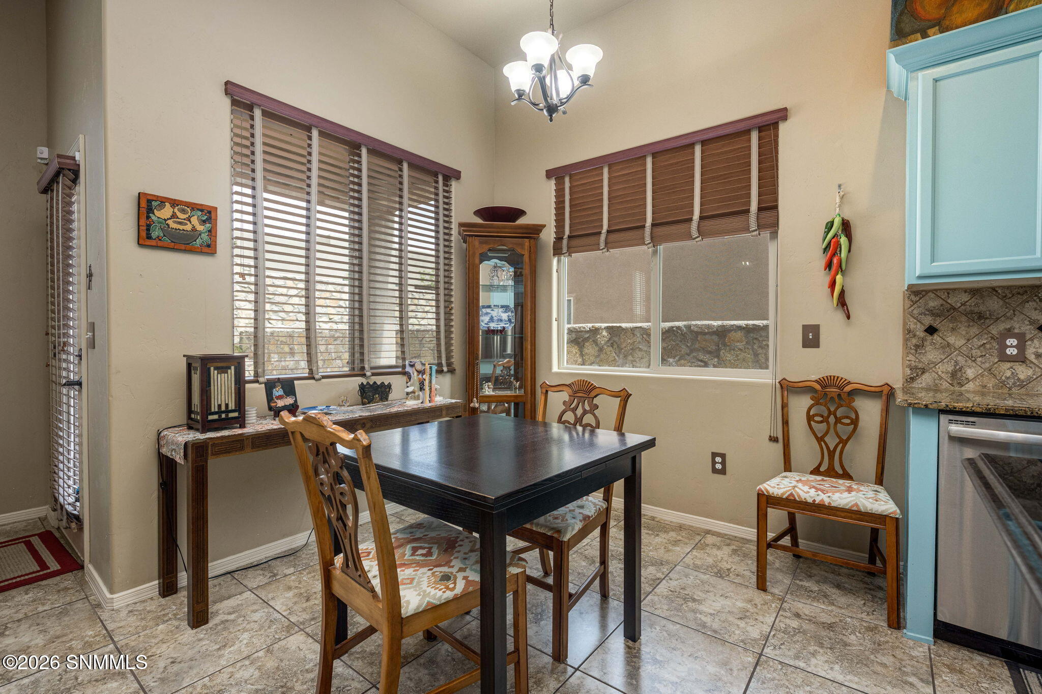 15-web-or-mls-Snappin Homes (Seville4116