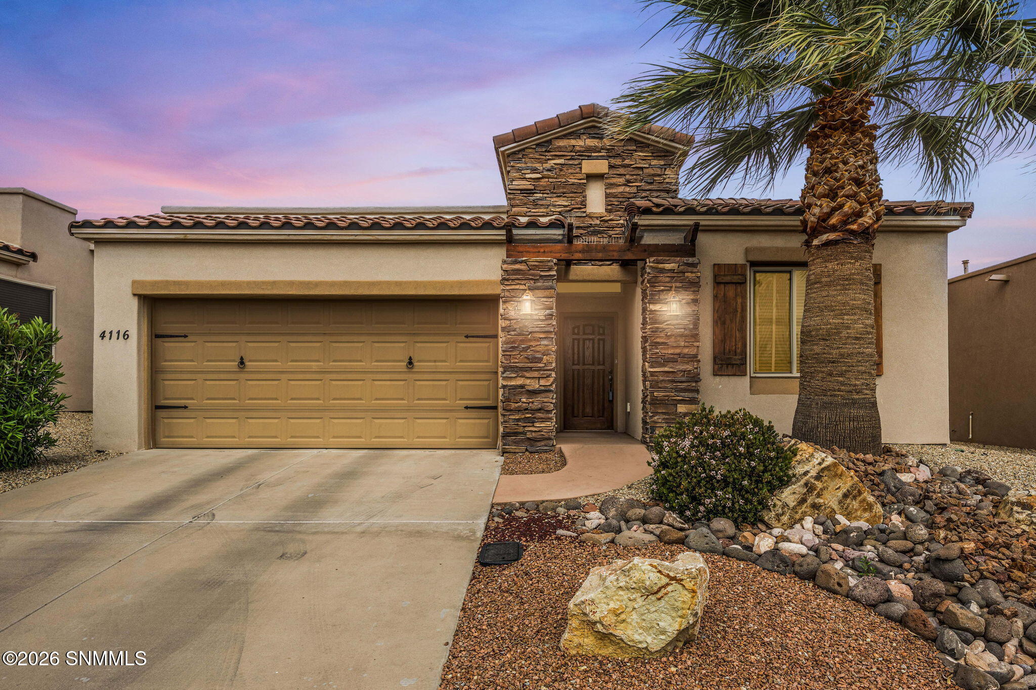 35-web-or-mls-Snappin Homes (Seville4116