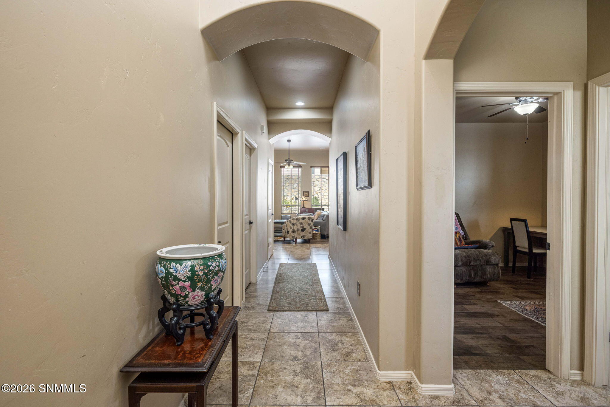 4-web-or-mls-Snappin Homes (Seville4116)