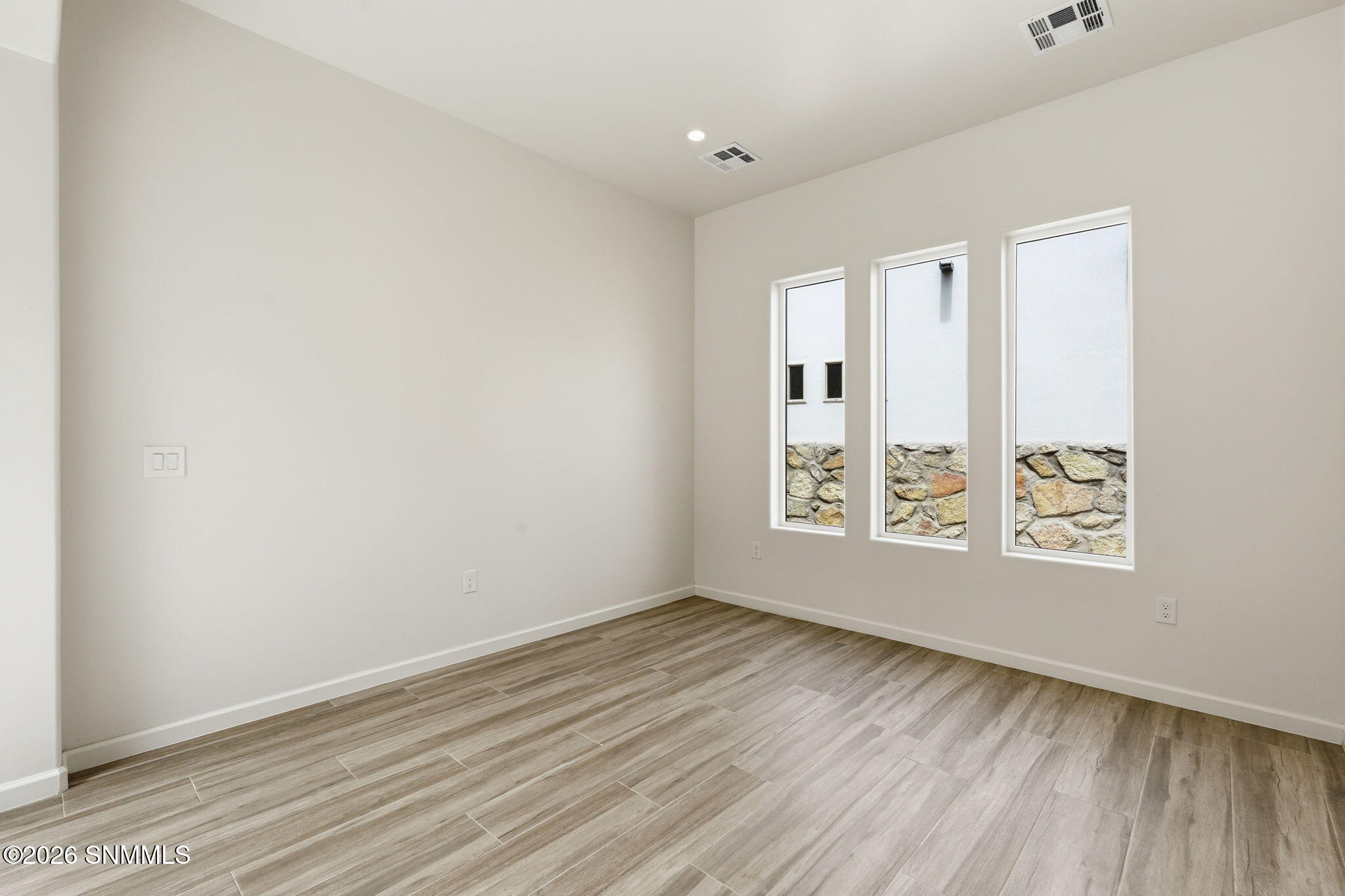 16-web-or-mls-DSC01884