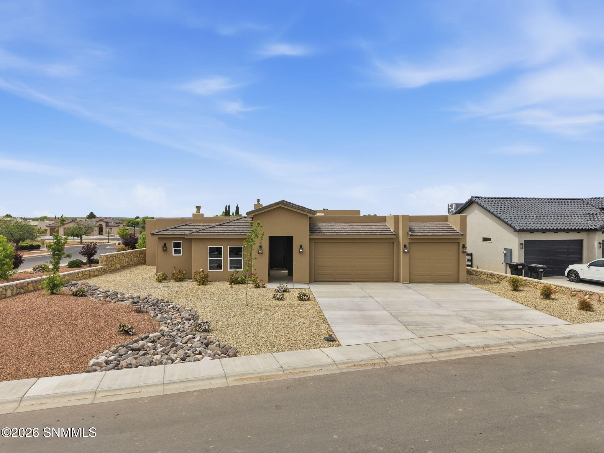 1-web-or-mls-DJI_20260406123941_0697_D-2