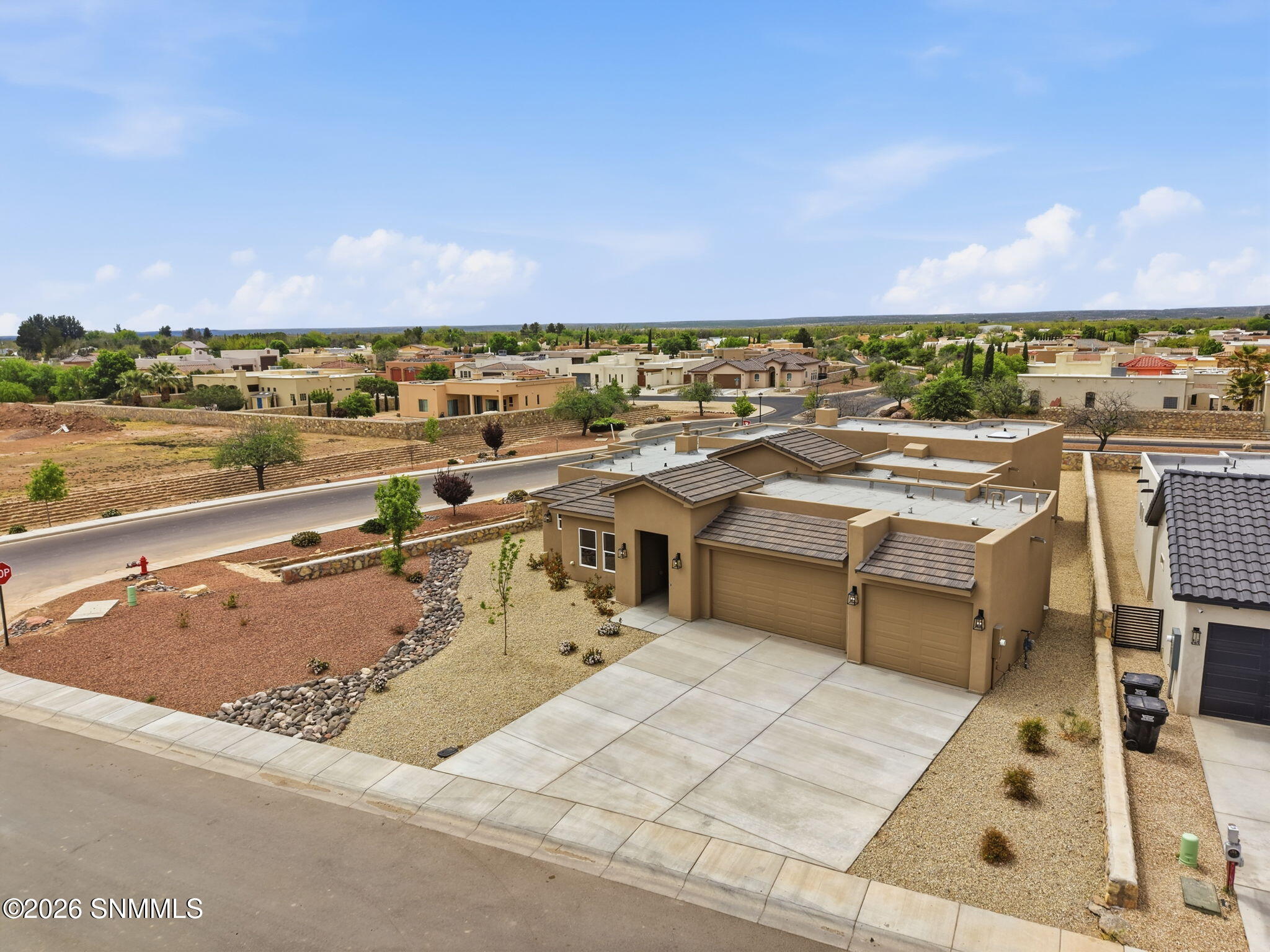 7-web-or-mls-DJI_20260406124340_0727_D