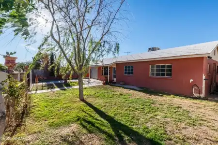 1805 Colorado Avenue, Las Cruces, New Mexico 88001, 3 Bedrooms Bedrooms, ,1 BathroomBathrooms,Residential,For Sale,Colorado,2503329