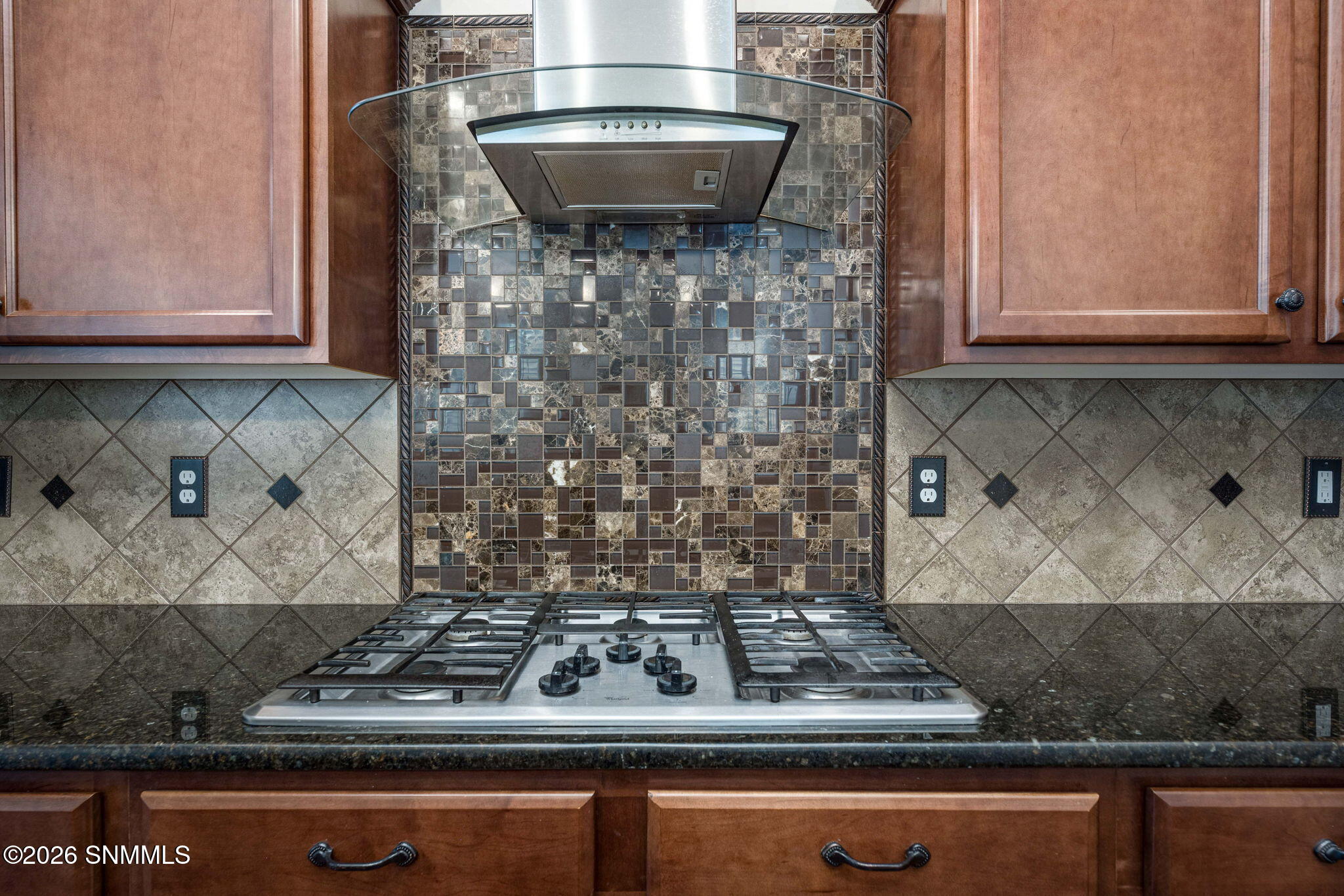 19-web-or-mls-Snappin Homes (Hermia4217)