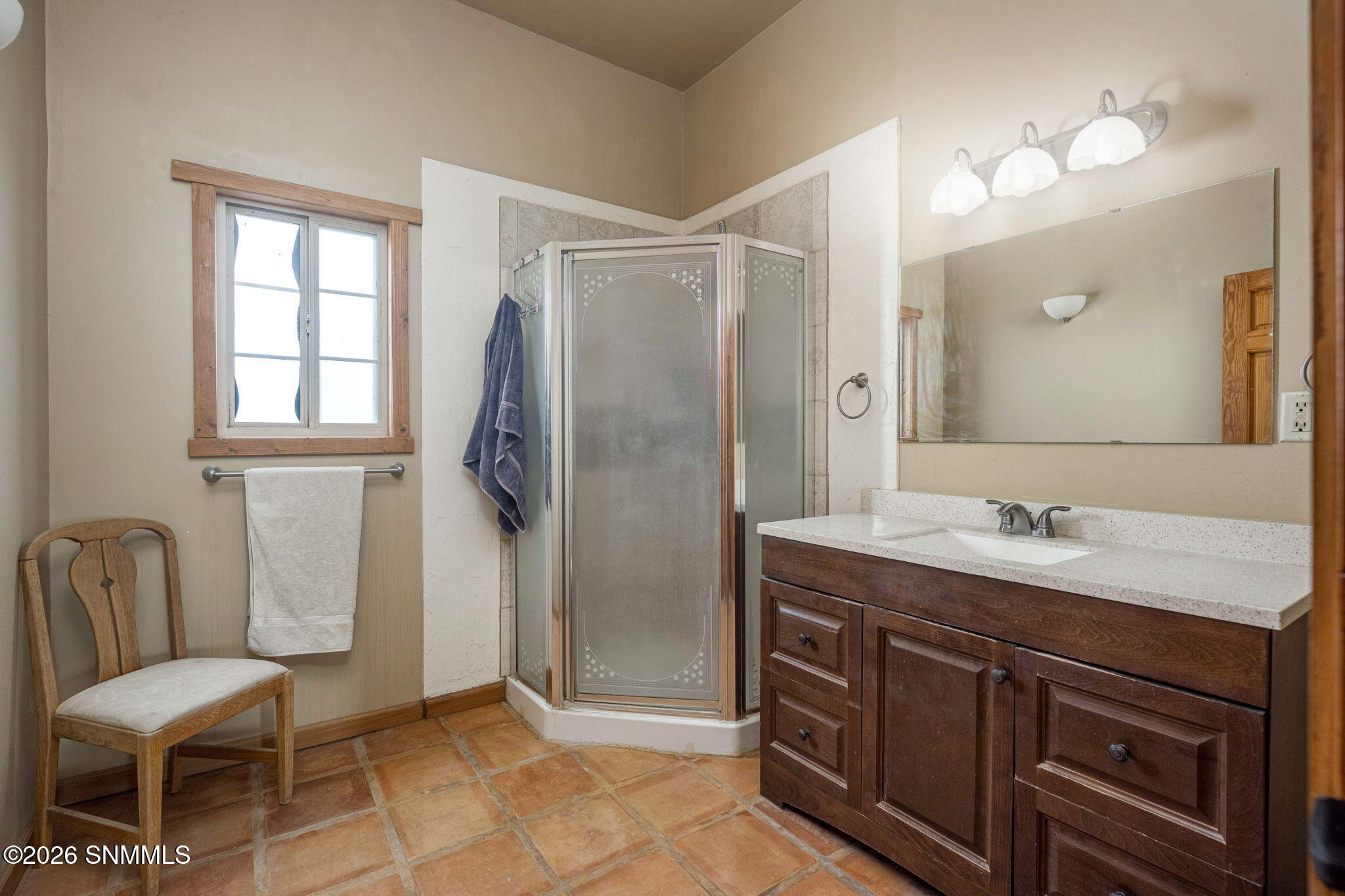 16-web-or-mls-Snappin Homes (DeBaca2920)