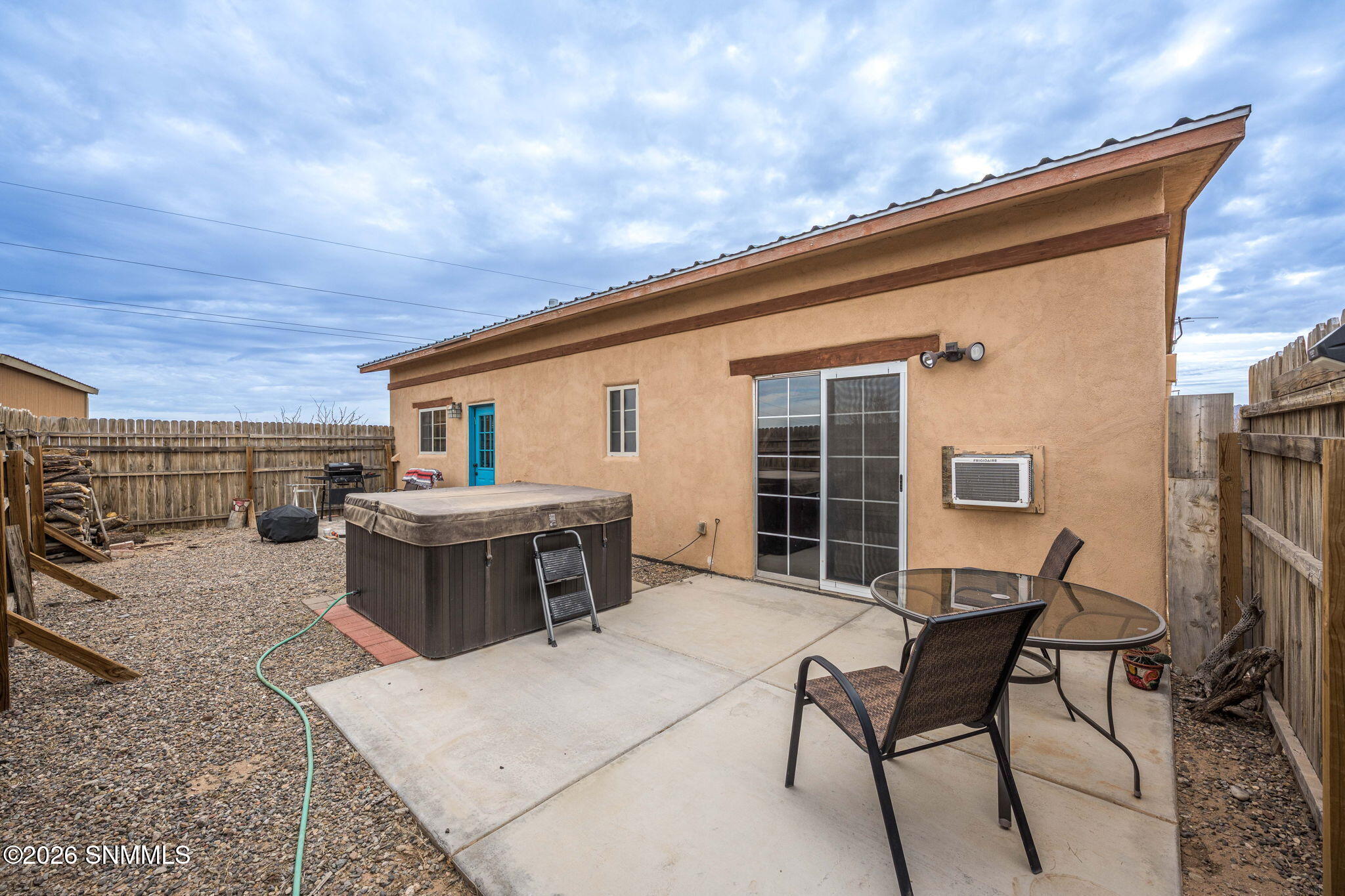 20-web-or-mls-Snappin Homes (DeBaca2920)