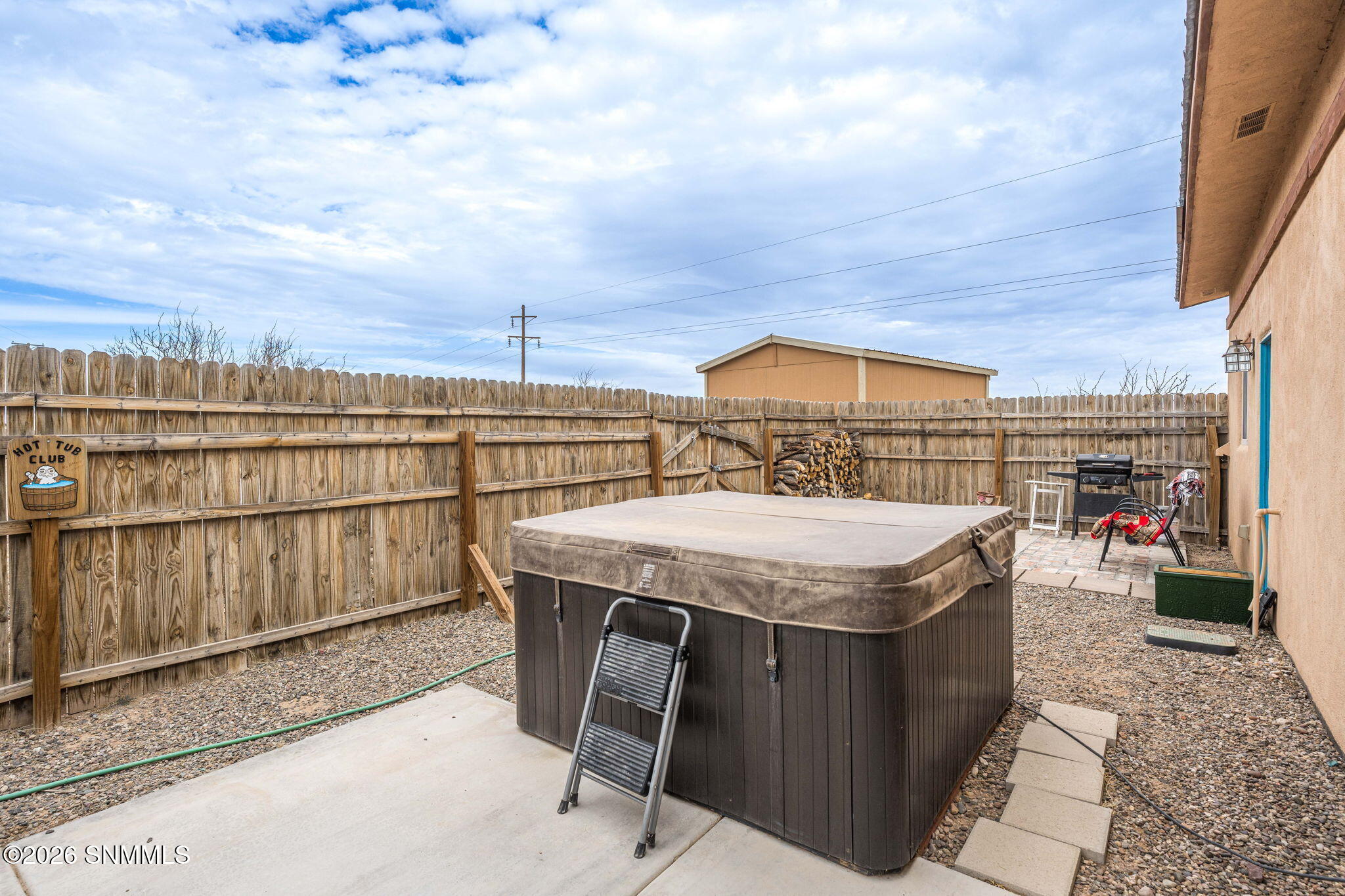 21-web-or-mls-Snappin Homes (DeBaca2920)