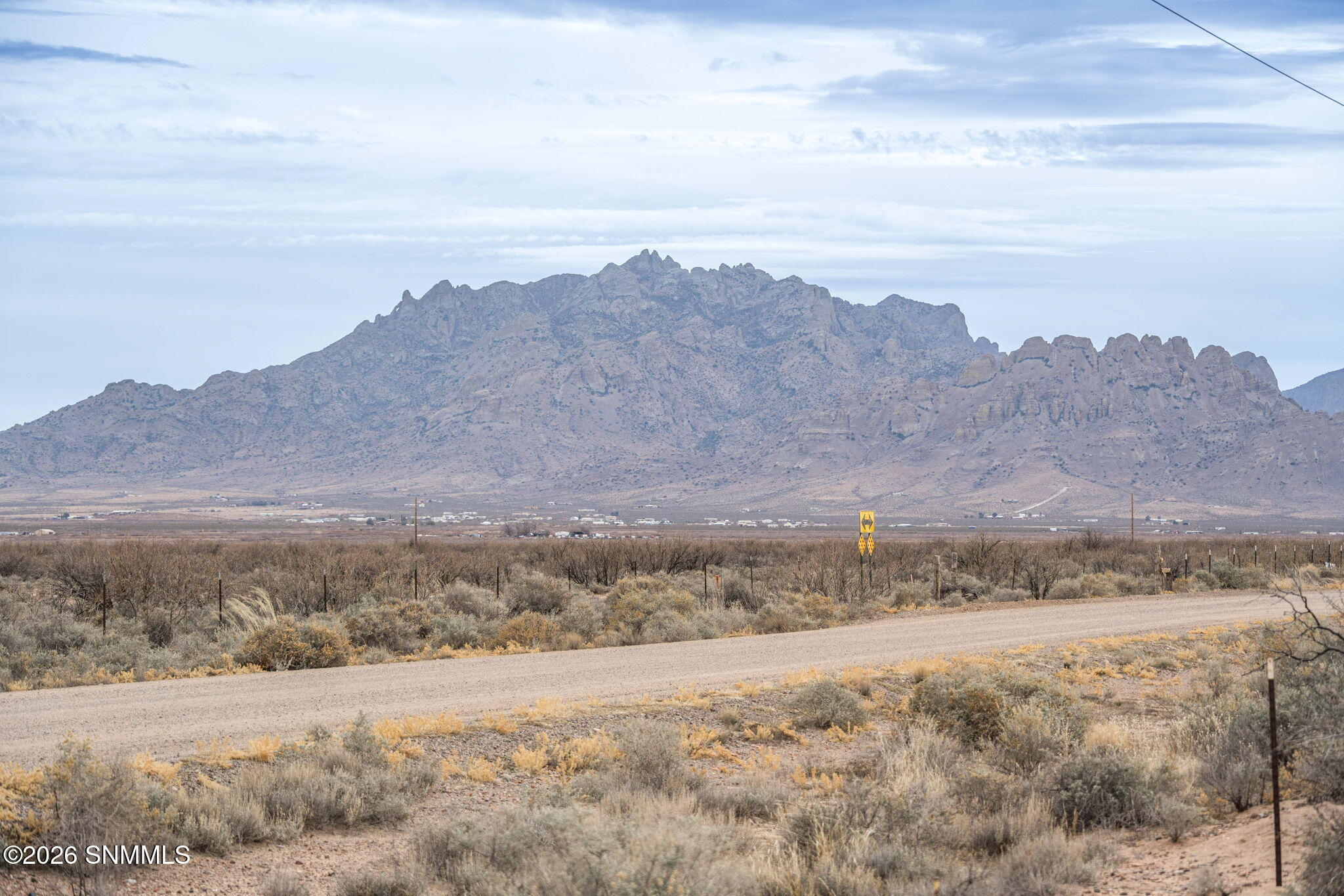 30-web-or-mls-Snappin Homes (DeBaca2920)