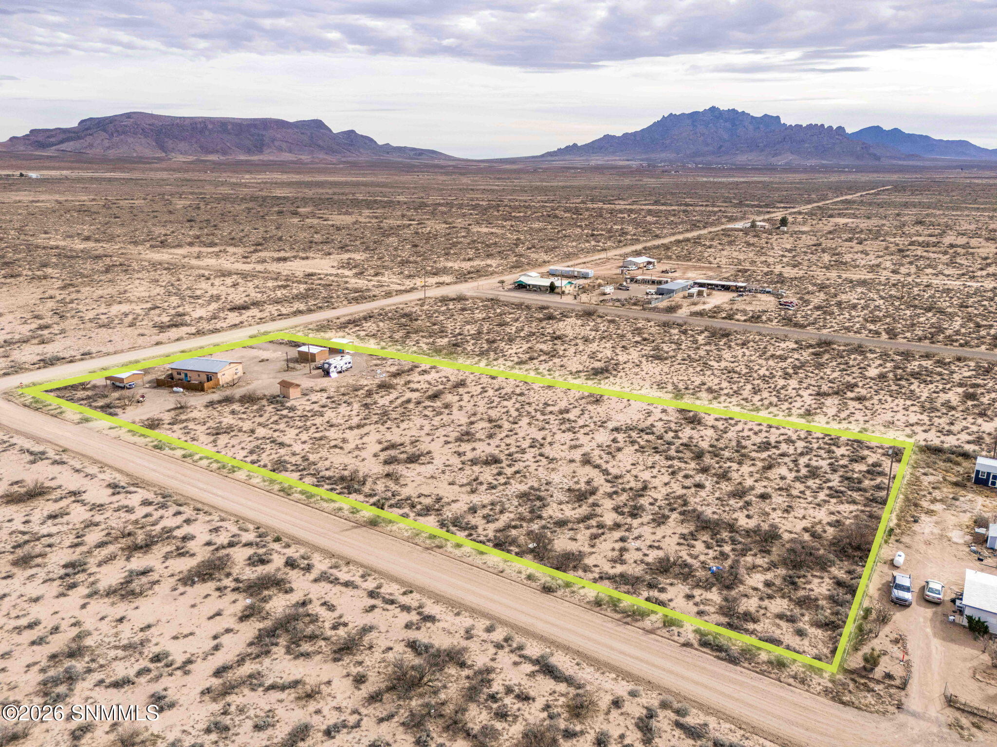 45-web-or-mls-Snappin Homes (DeBaca2920)