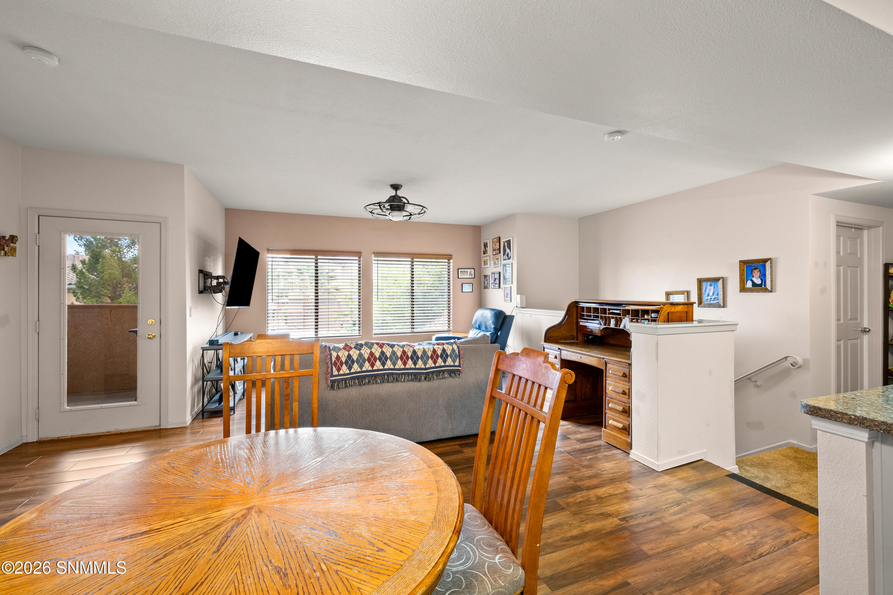 3650-Morningstar-#1502-MLS-Camera-Guy-11