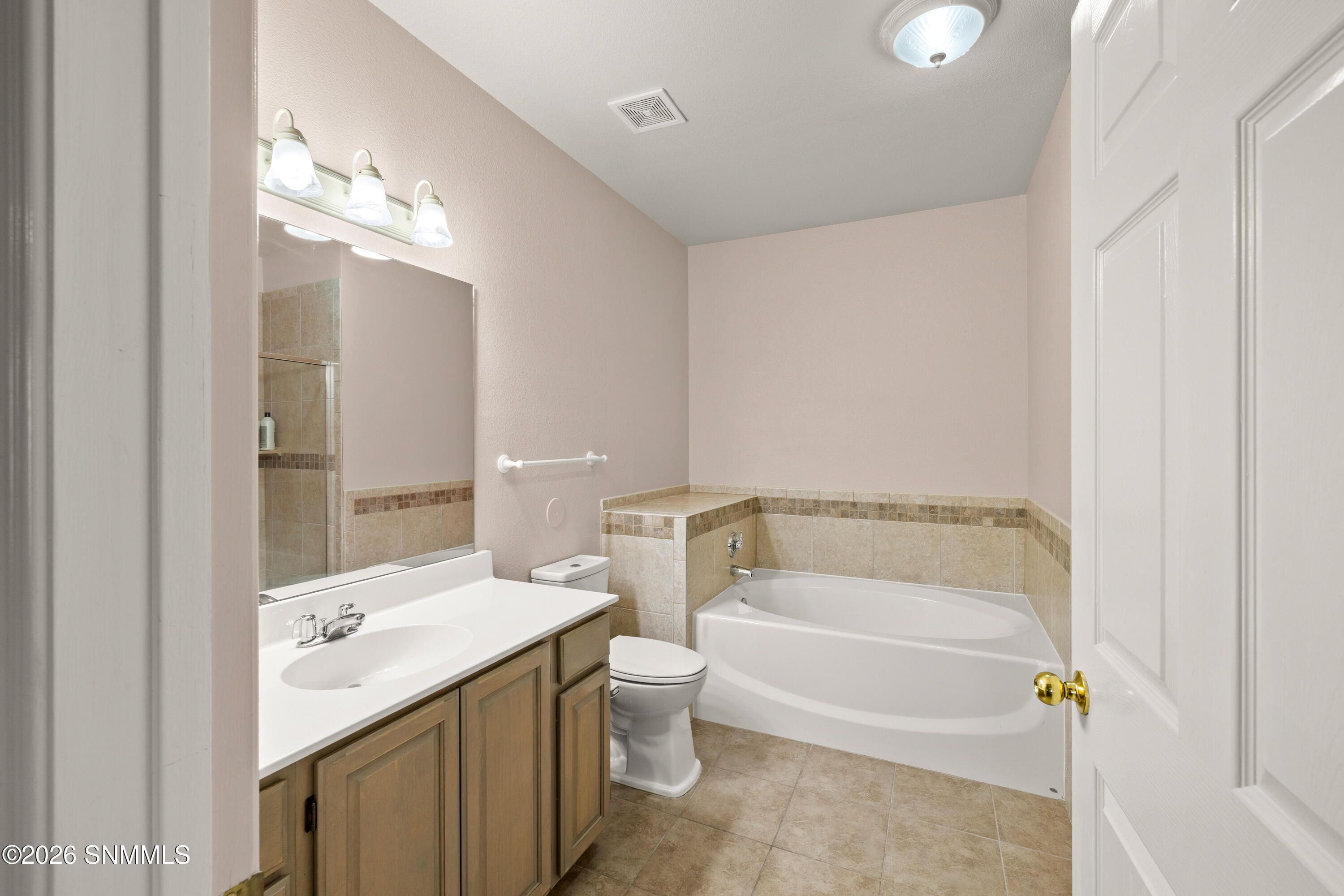 3650-Morningstar-#1502-MLS-Camera-Guy-25