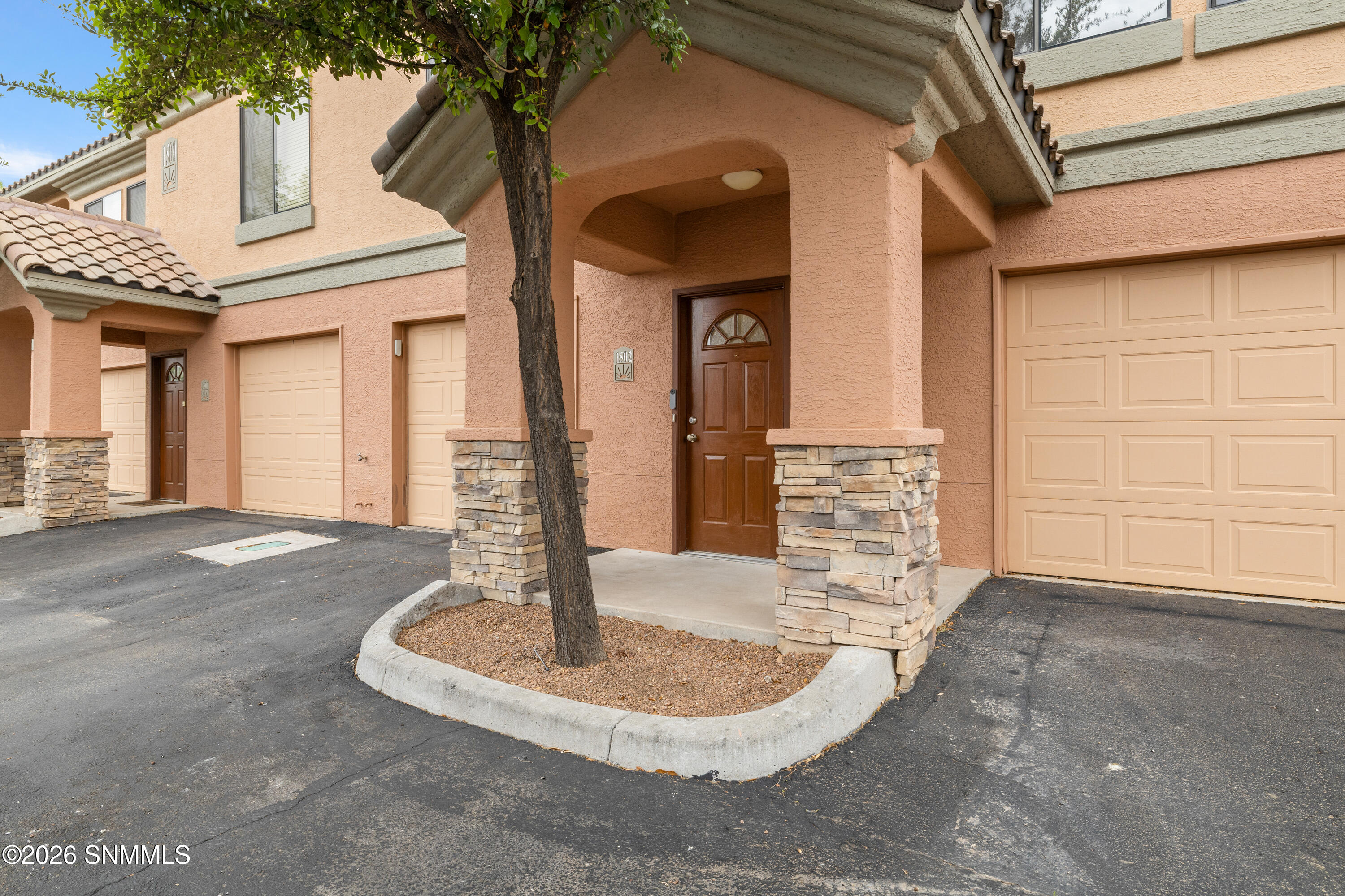 3650-Morningstar-#1502-MLS-Camera-Guy-3