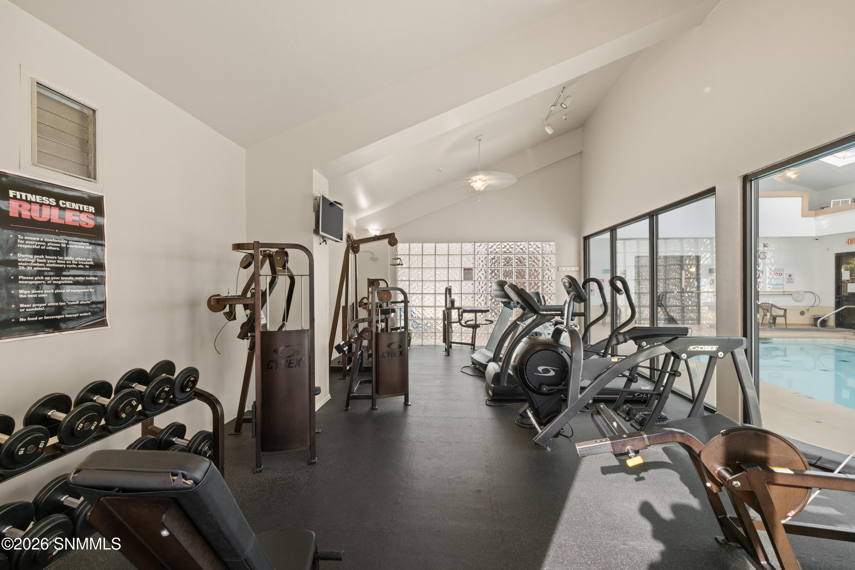 3650-Morningstar-#1502-MLS-Camera-Guy-35