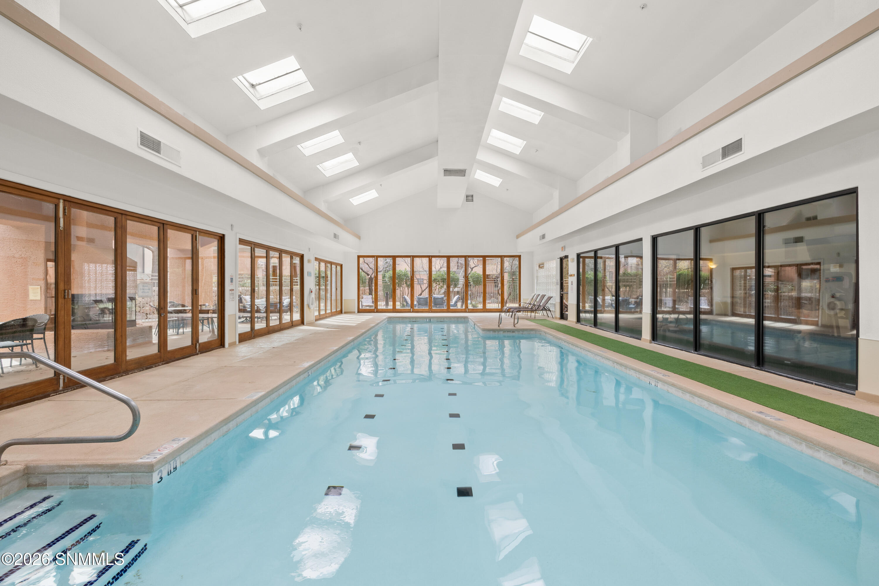 3650-Morningstar-#1502-MLS-Camera-Guy-38