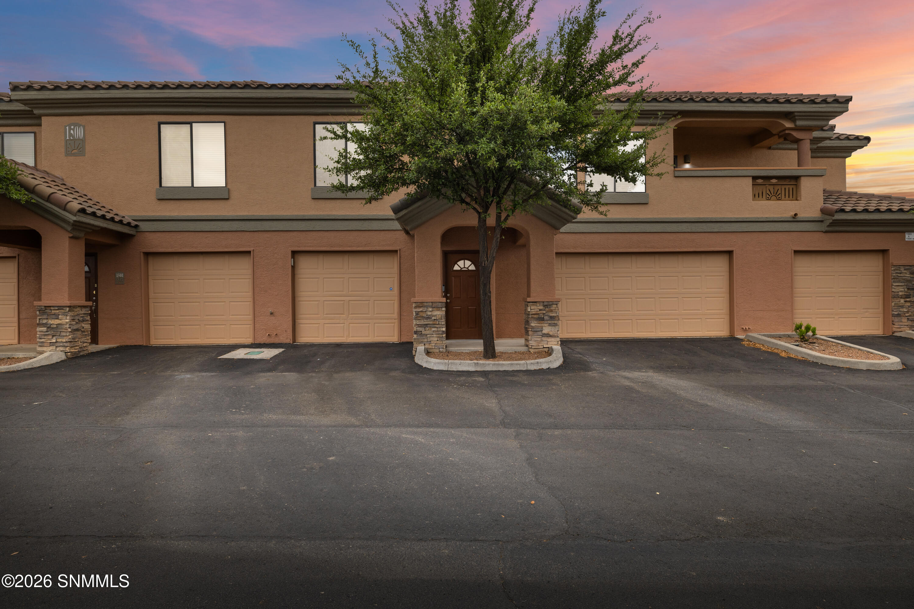 3650-Morningstar-#1502-MLS-Camera-Guy-1