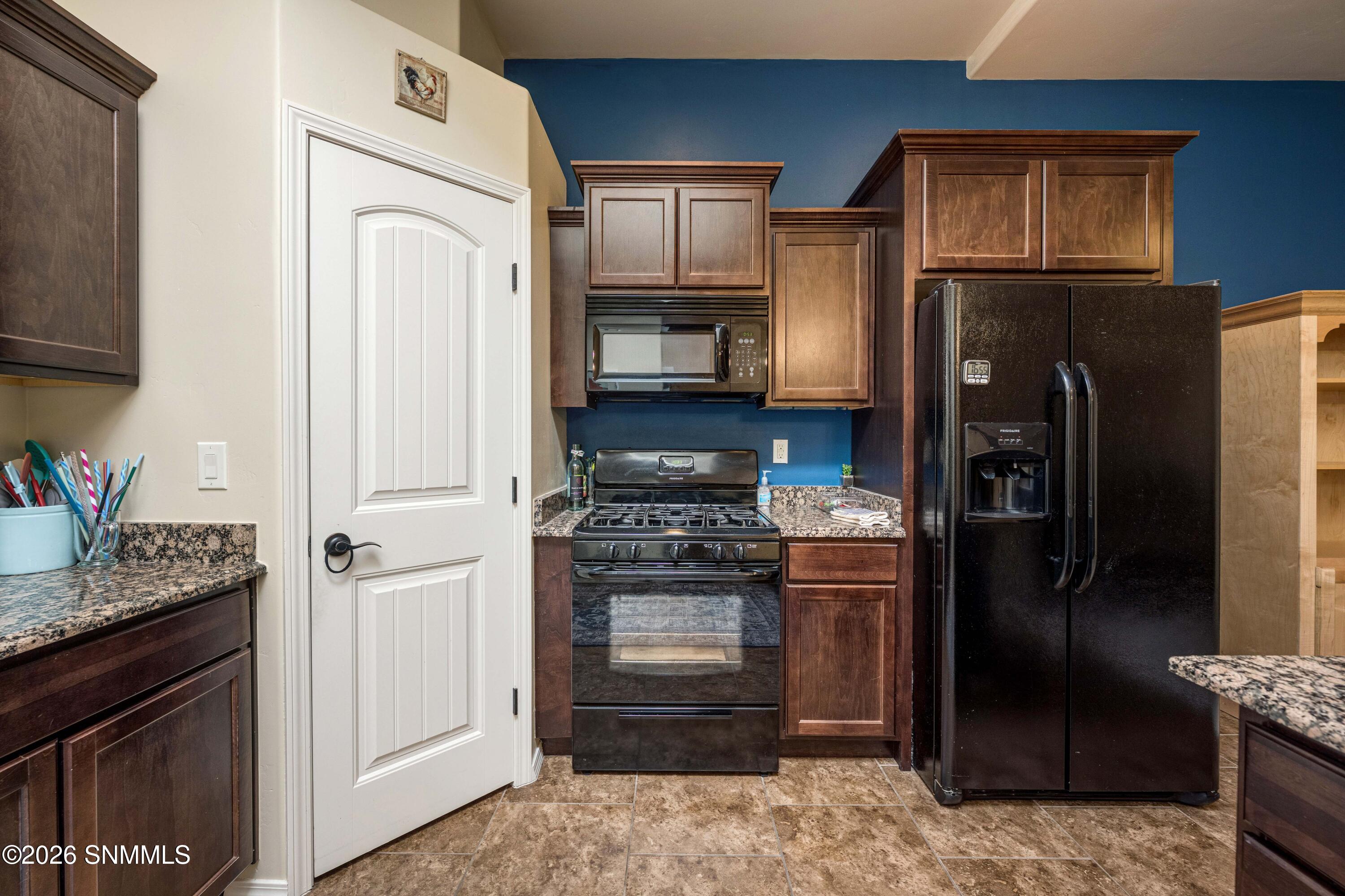 Snappin Homes (Tayvis3988)-21